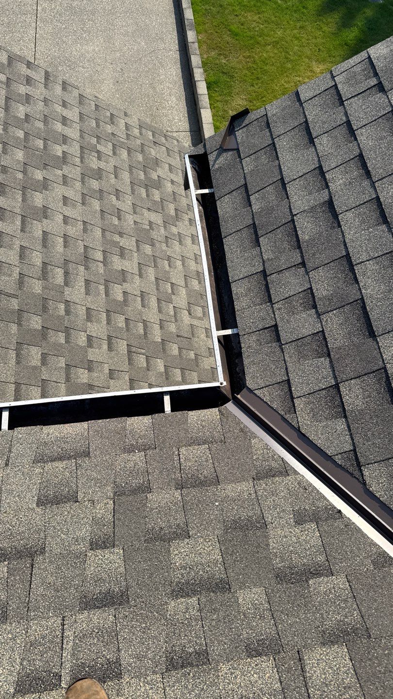 Residential Reroof Shingle - Weatherwood by Top Notch Roofing Inc