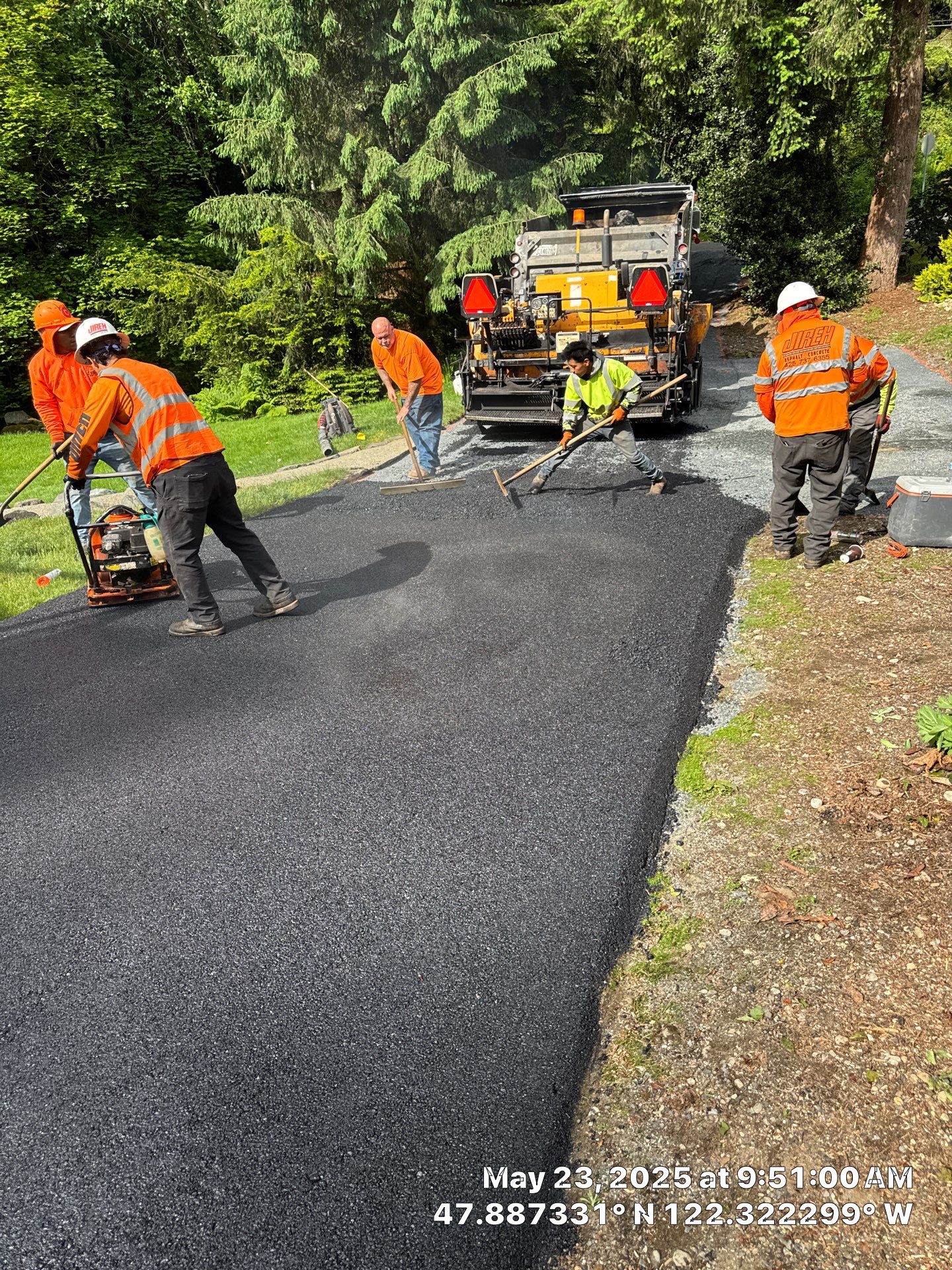 Asphalt Driveway Repair | Edmonds by Jireh Asphalt & Concrete Inc 