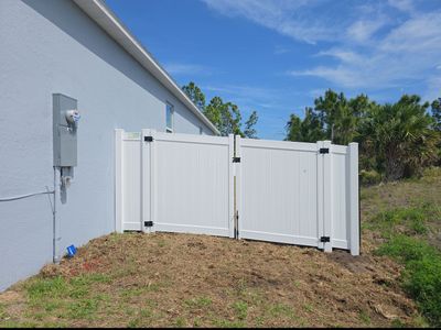 Vinyl Install in North Port