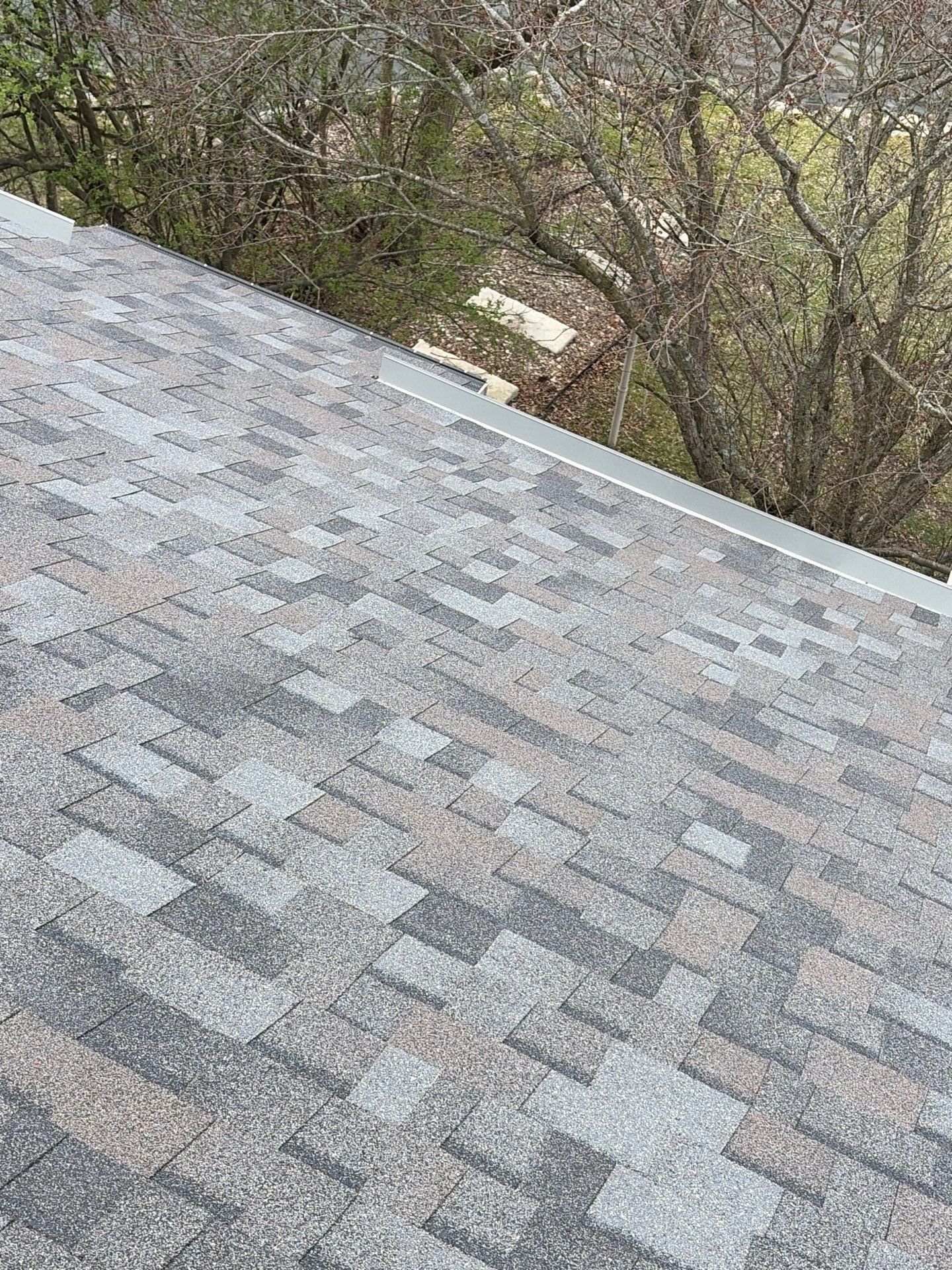 Roof replacement using Owens Corning Starter Shingles by 180 Contractors