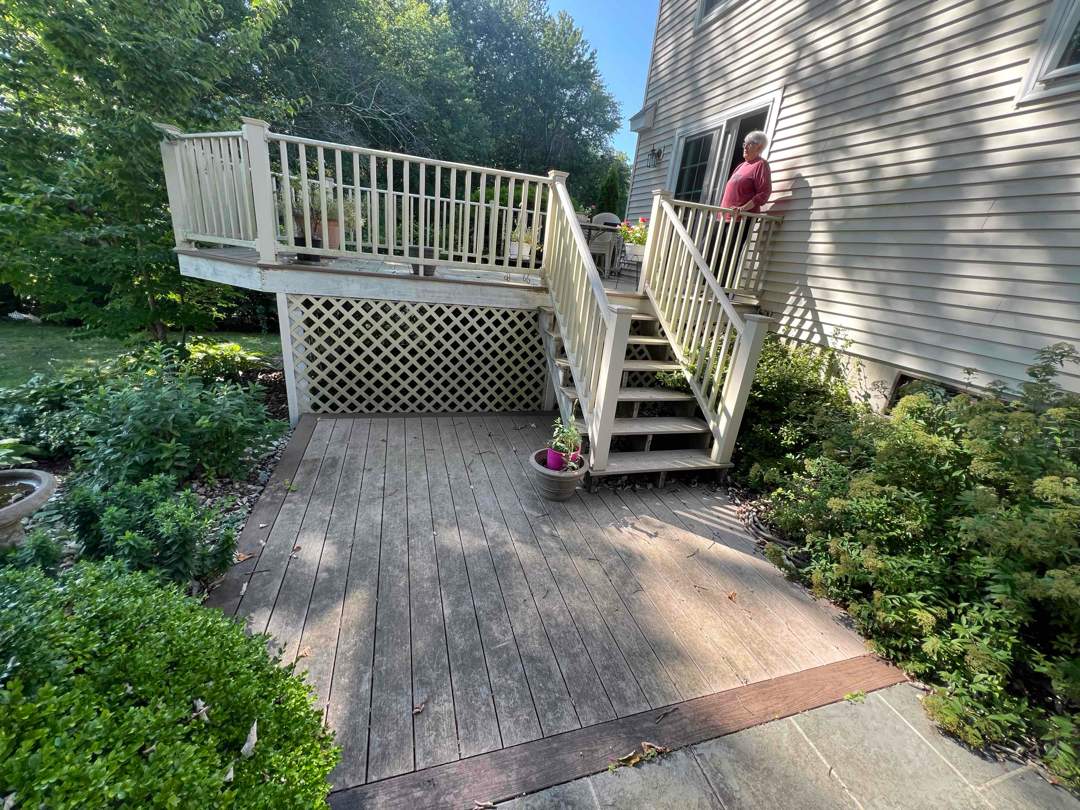 Deck replacement using Trex Transcend Rope Swing and Matching Rope Swing Transcend railing by DiGiorgi Roofing and Siding Inc