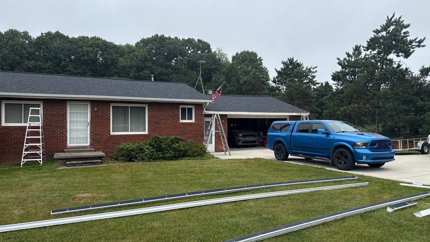 Roof Replacement using Owens Corning Onyx Black by 180 Contractors
