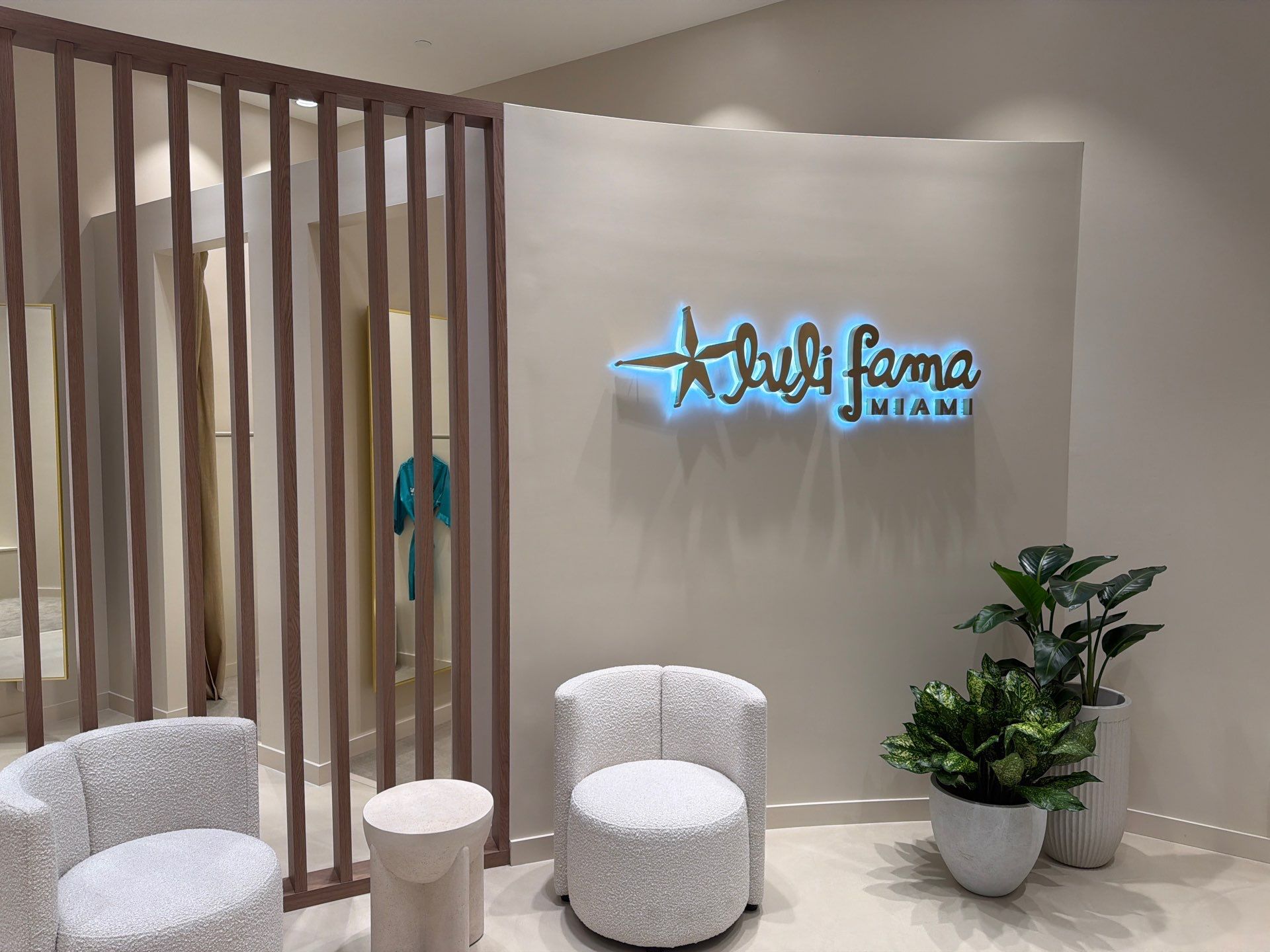 Luli Fama - Dadeland Mall by Seamless Surfaces