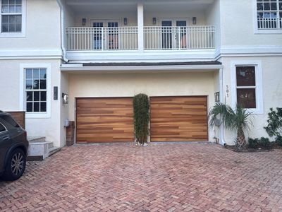 Clopay Modern Steel Garage Door Installation in Fort Lauderdale