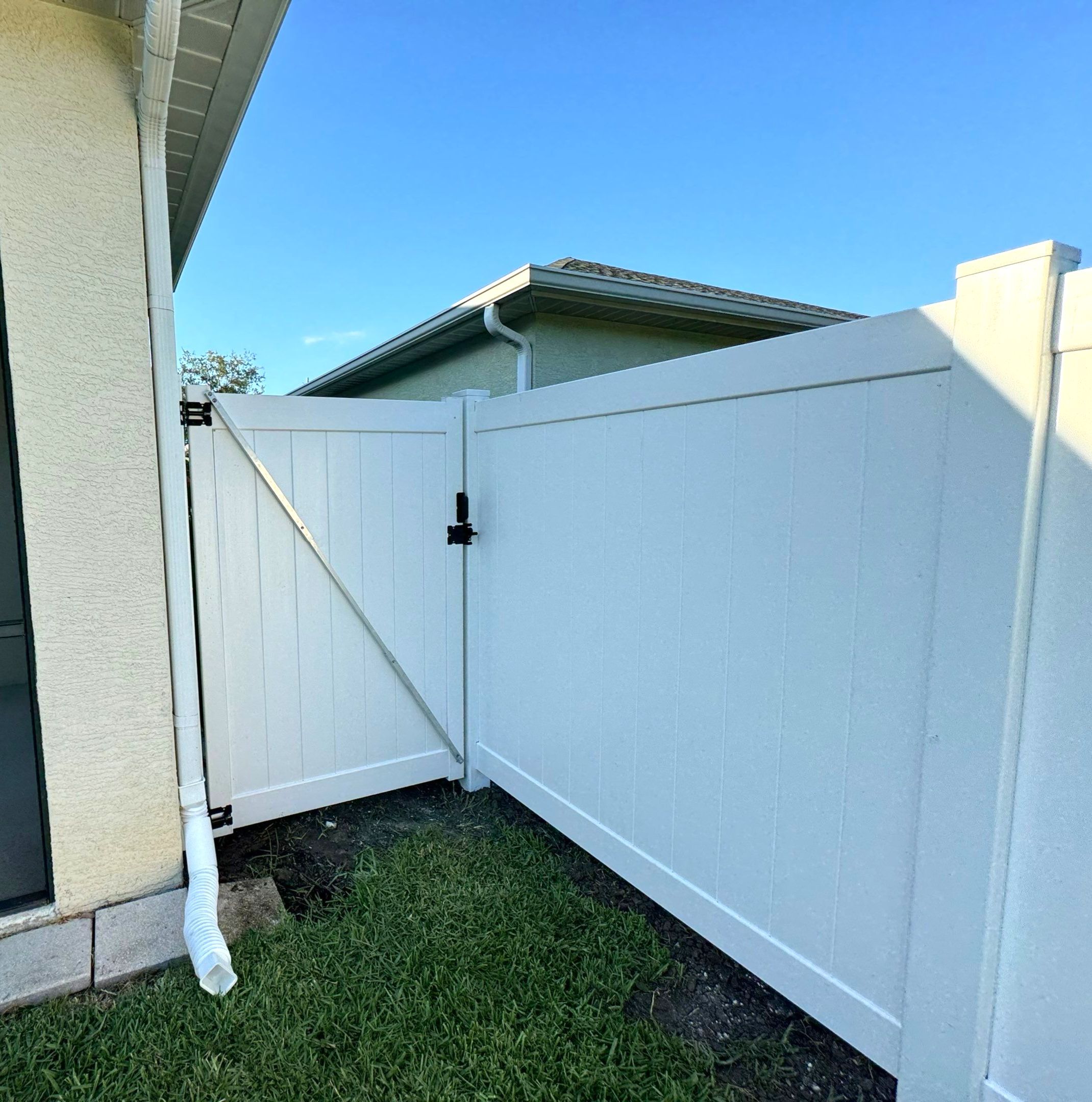 Vinyl Fence Installation using 6Ft White Vinyl Privacy Fence by Asap fence and gates, LLC