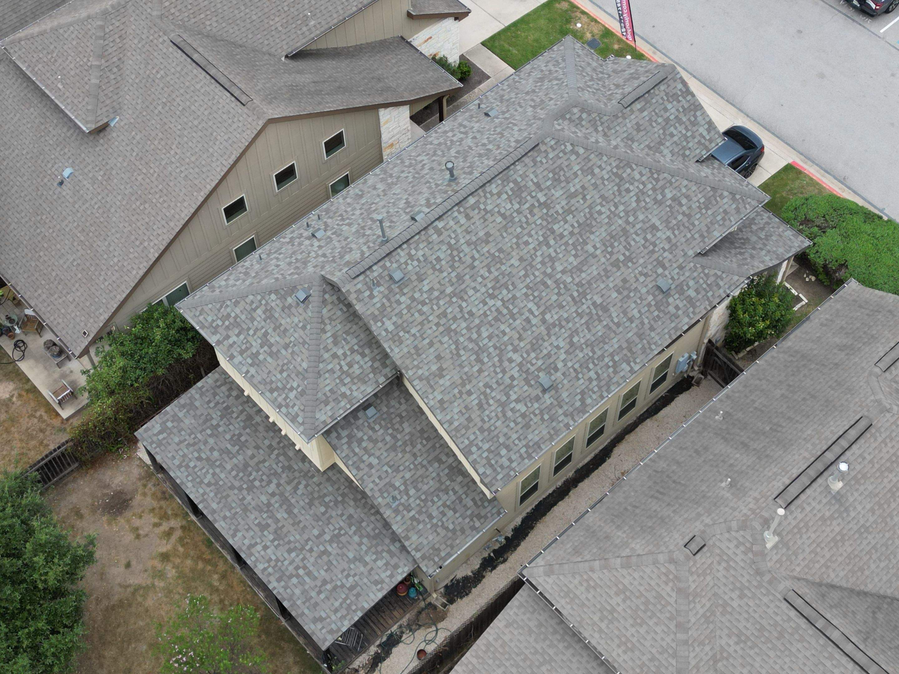 Driftwood - Owens Corning TruDefinition Duration by RoofsOnly.com