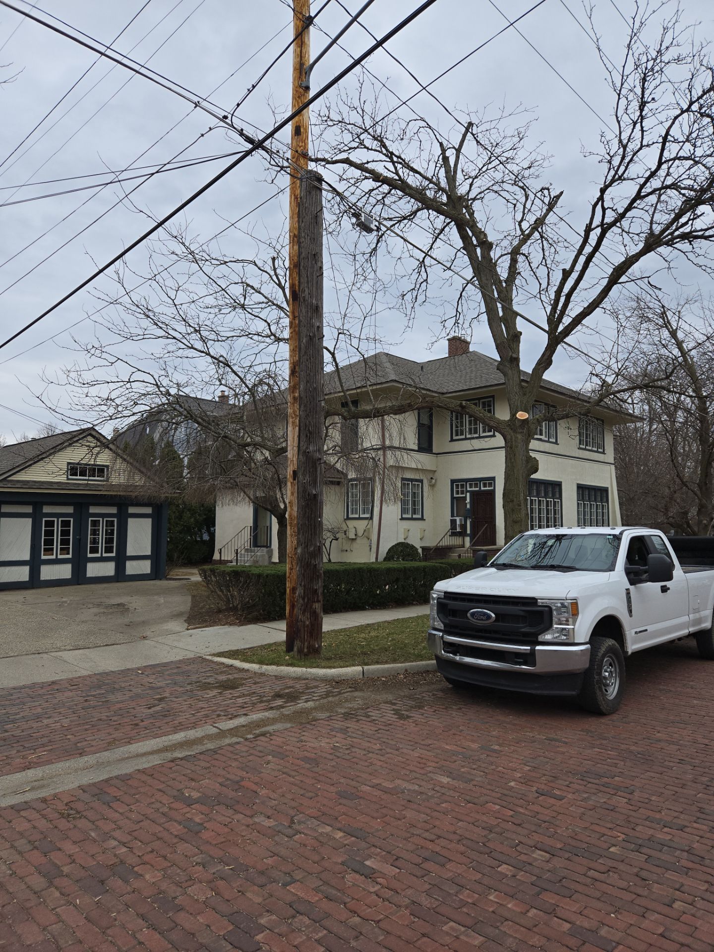 Residential Roofing Installation using GAF TIMBERLINE HDZ by Avalon Roofing and Exteriors