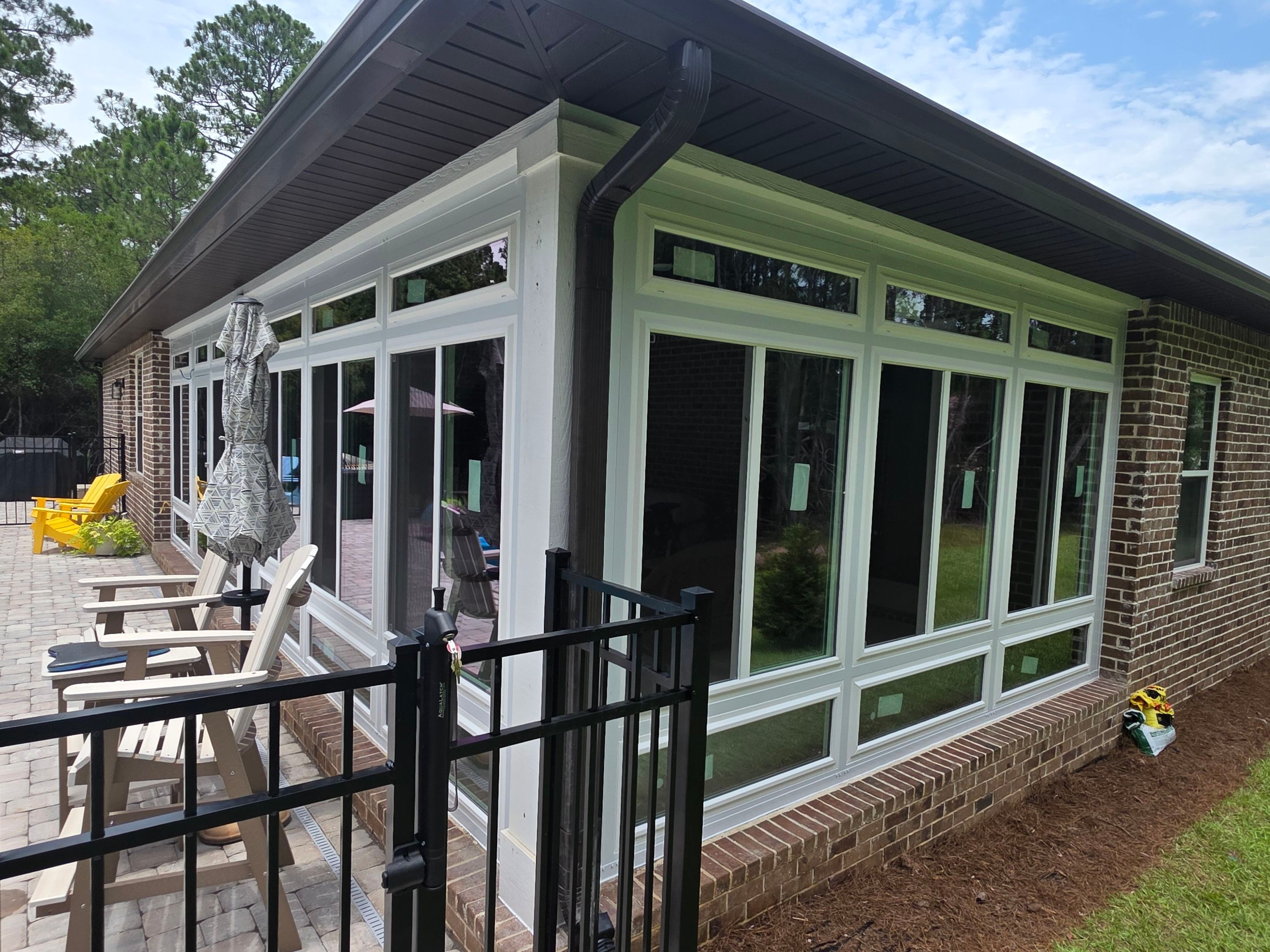 Glass Room in Navarre by Titan Sunrooms