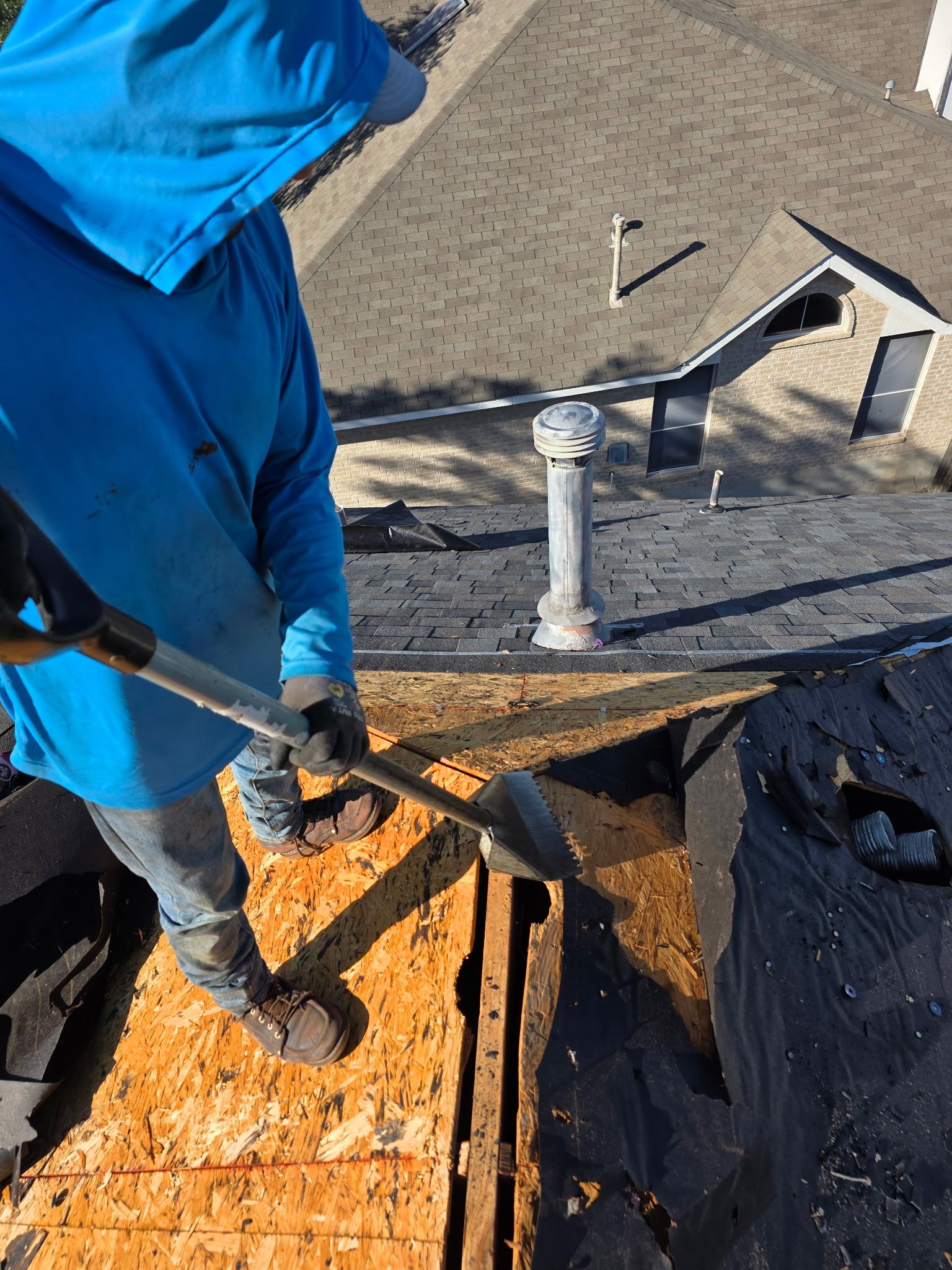 Round Rock, old town two-story by REPS Austin Area Roofer