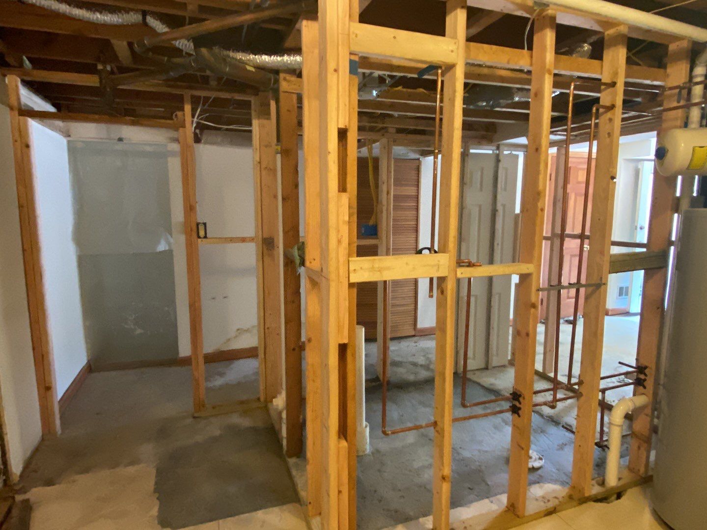 Full bathroom Installtion  by Jesus Master Handyman LLC 
