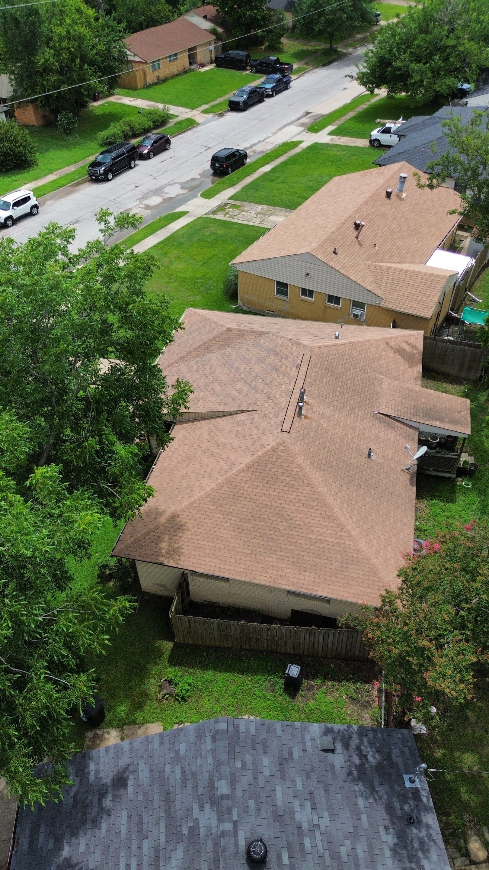 GAF natural Shadow - Weathered Wood by Top Sun Roofing