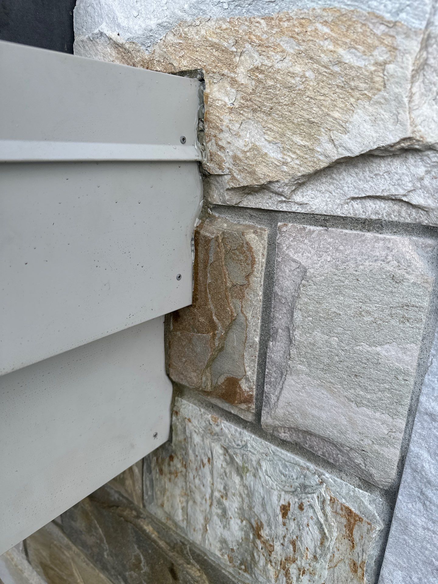 Residential Re-Roof using 26 GA Fascia Color White White by Top Notch Roofing Inc