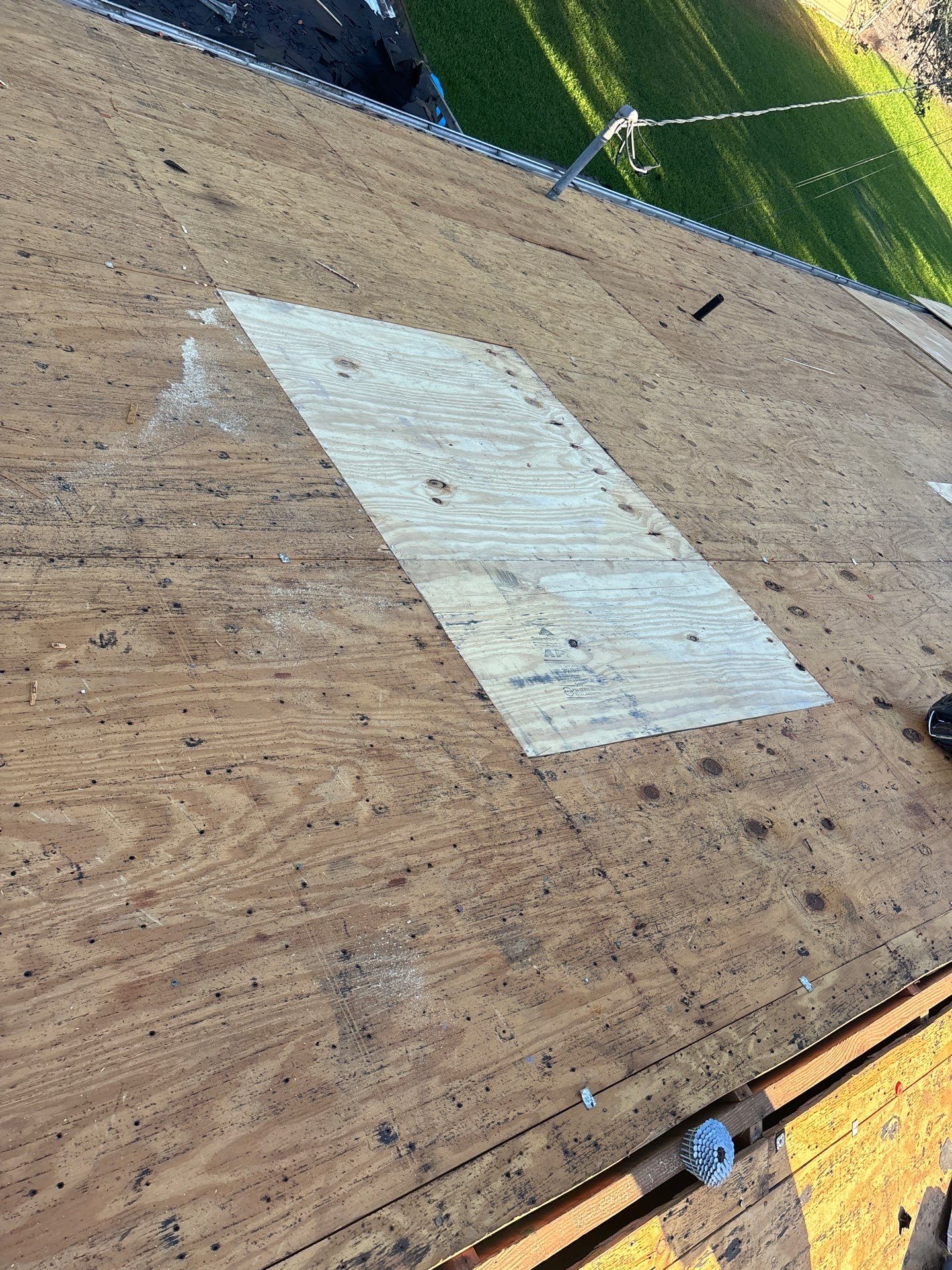 Residential Roofing Installation using Owen's Corning Duration (Lifetime) Shingles by Roof Repair Company