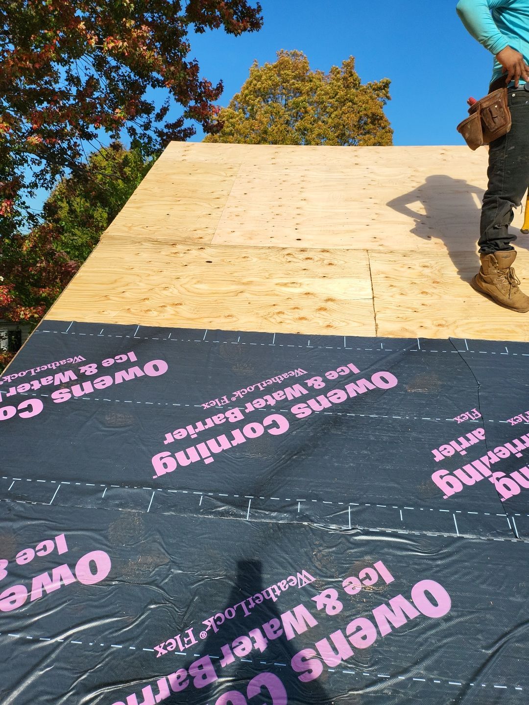 Residential Roofing Installation using Owens Corning TruDefinition Slatestone Gray by A Plus Exterior