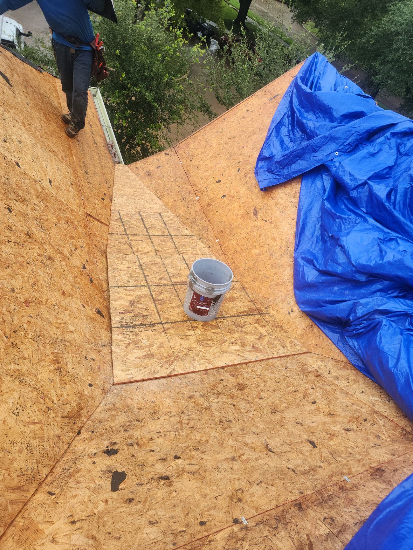 Residential Roofing Installation using Owen's Corning Duration (Lifetime) Shingles by Roof Repair Company