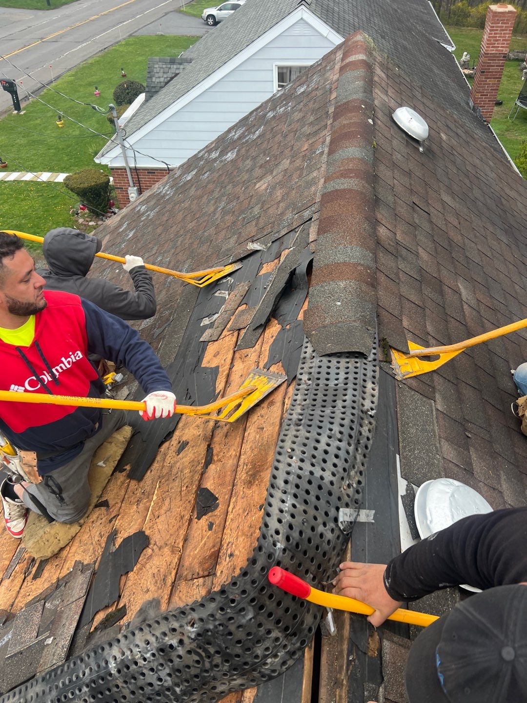 Estate Gray Shingles by Reimagine Roofing