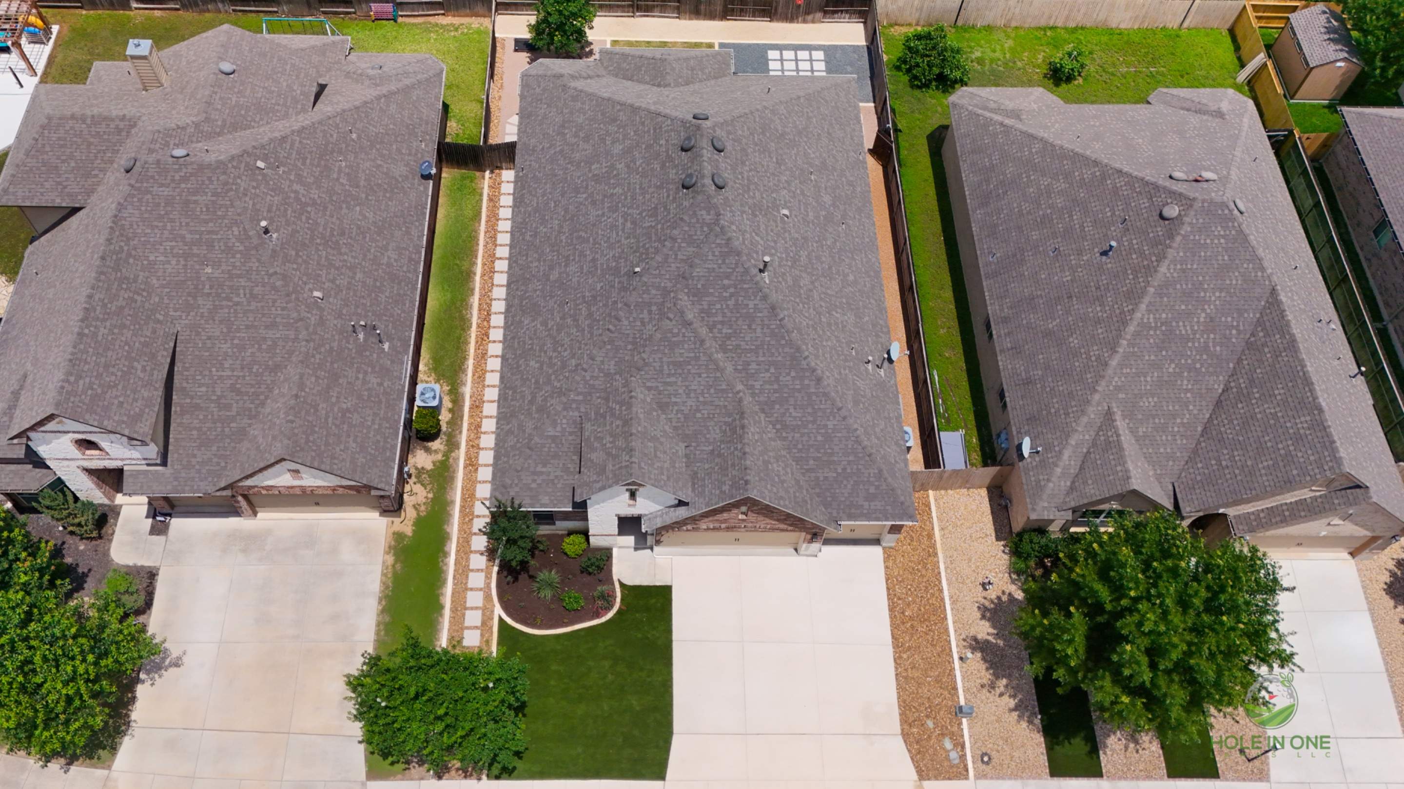 Wortham Oaks, San Antonio TX by Hole In One Lawns, LLC