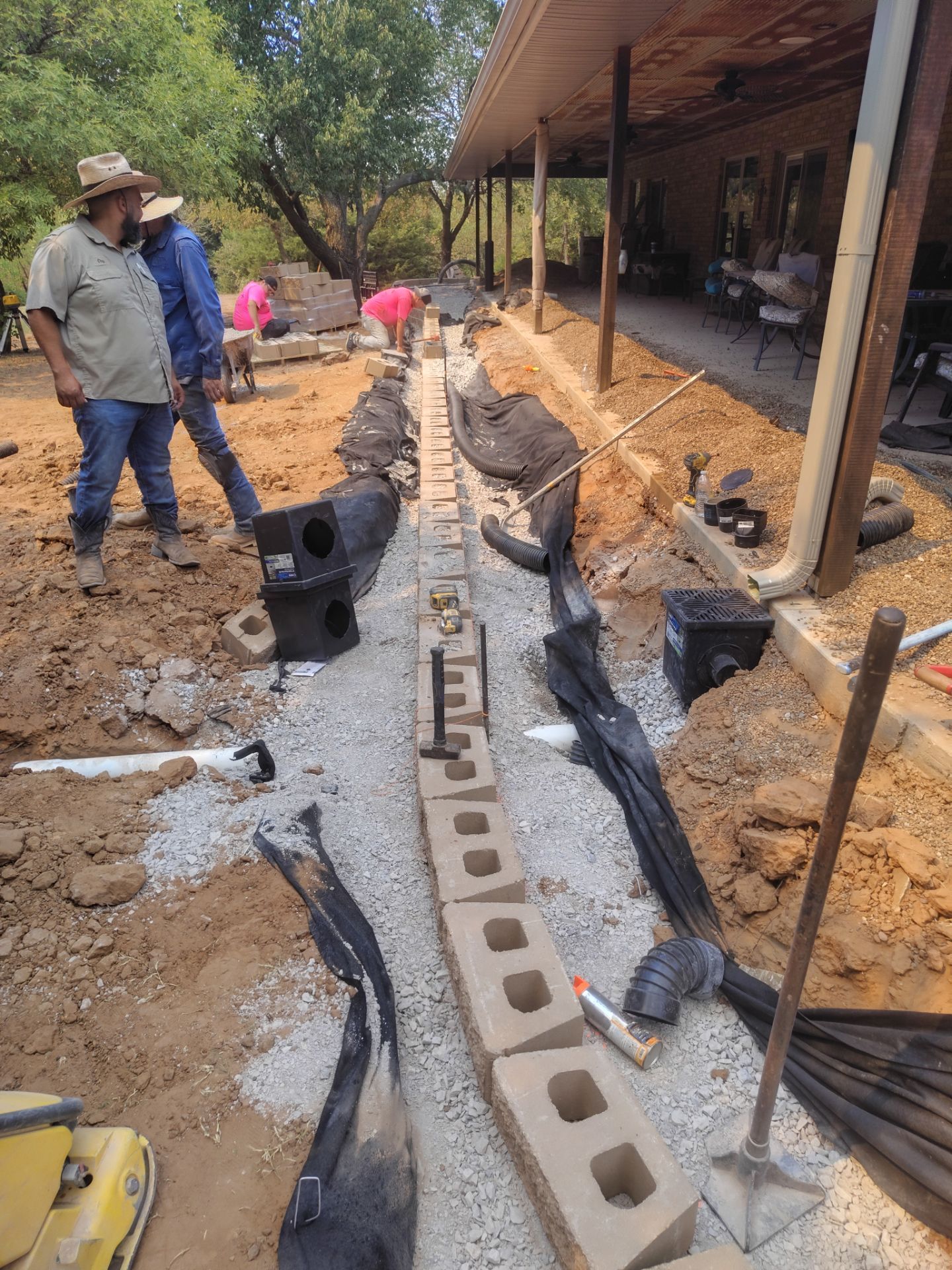 Retaining Wall by Clays Services Inc