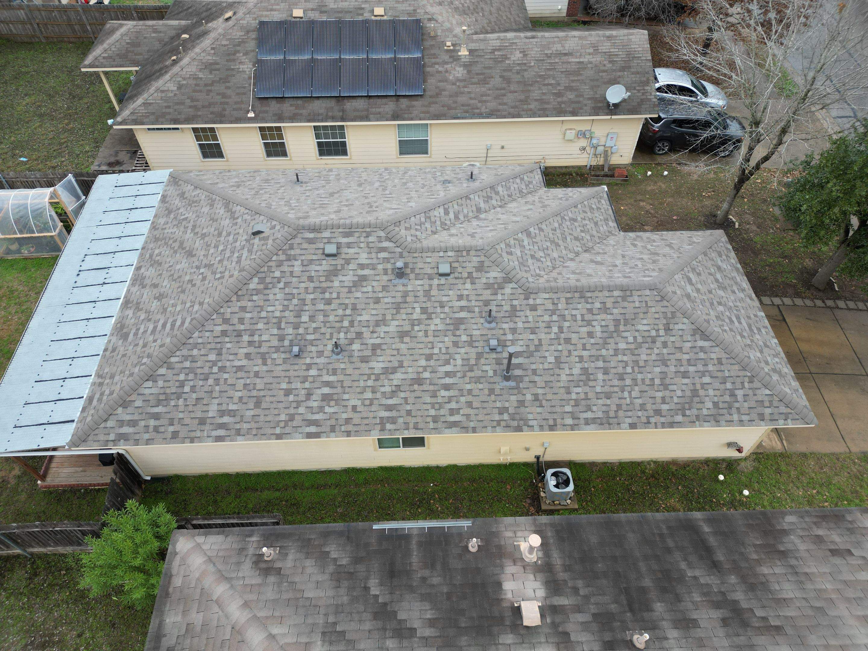 Driftwood - Owens Corning TruDefinition Duration by RoofsOnly.com