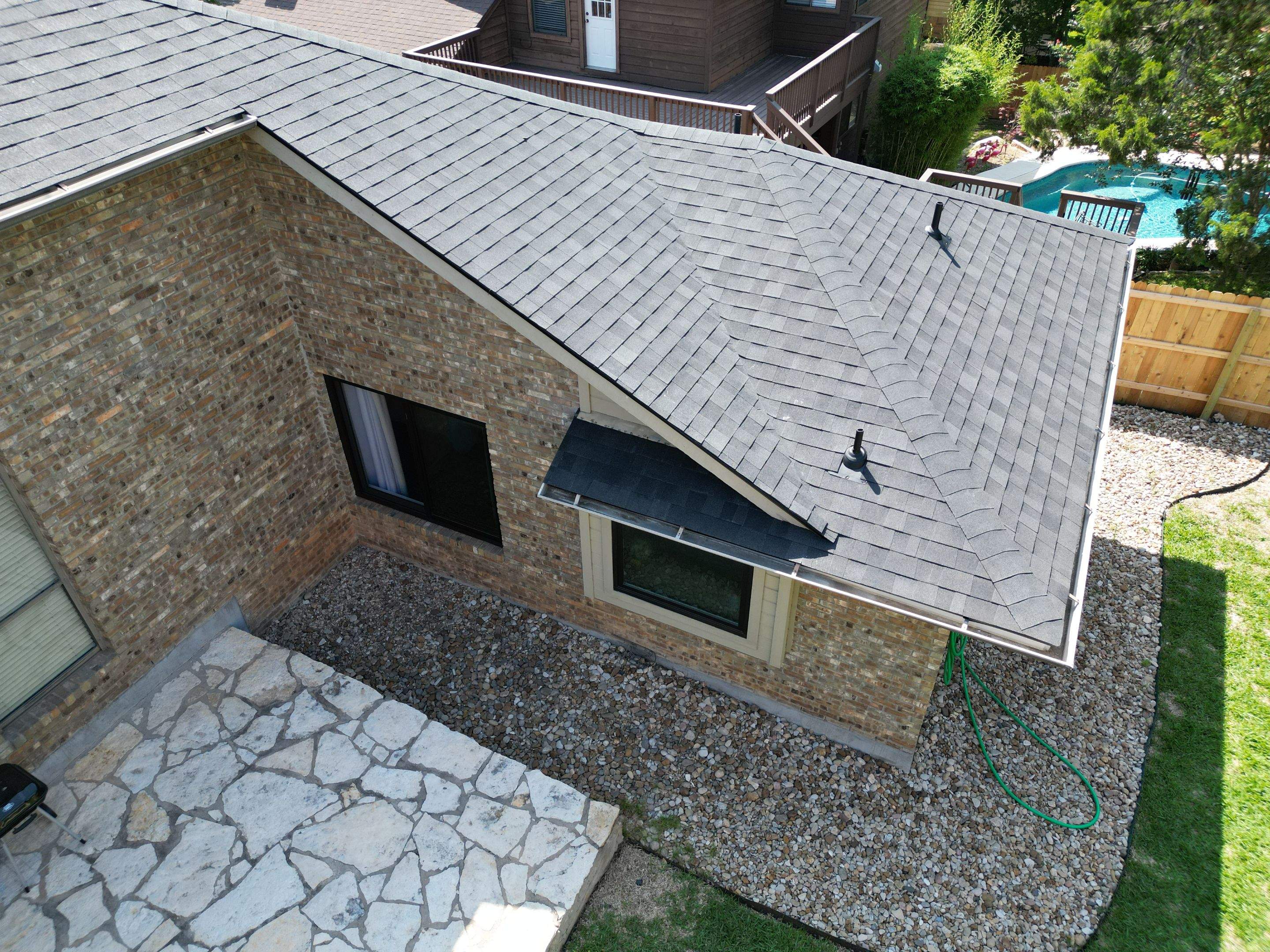 Onyx Black - Owens Corning TruDefinition Duration by RoofsOnly.com