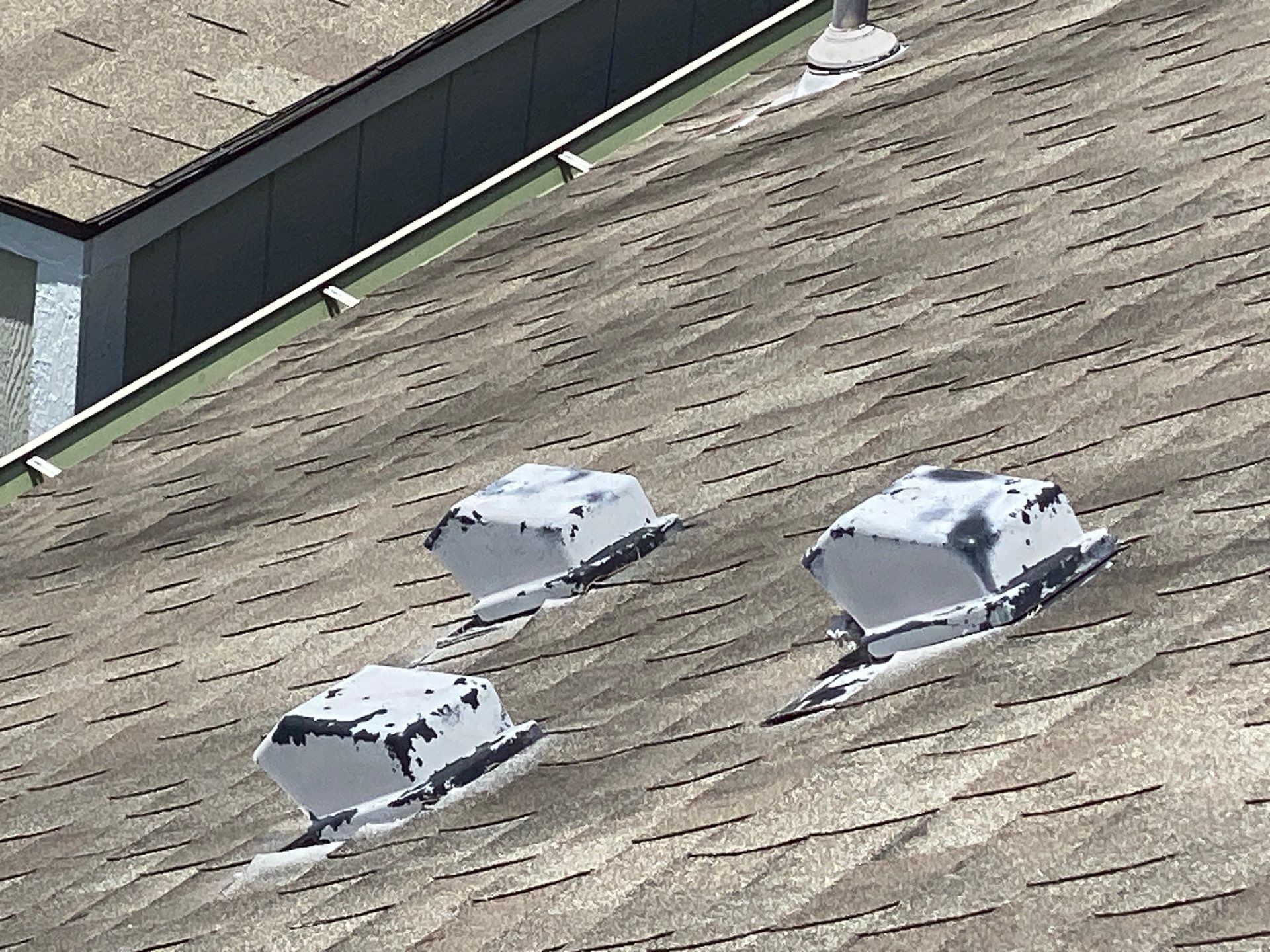 Hail Damage using Owen's Corning Duration (Lifetime) Shingles by Roof Repair Company