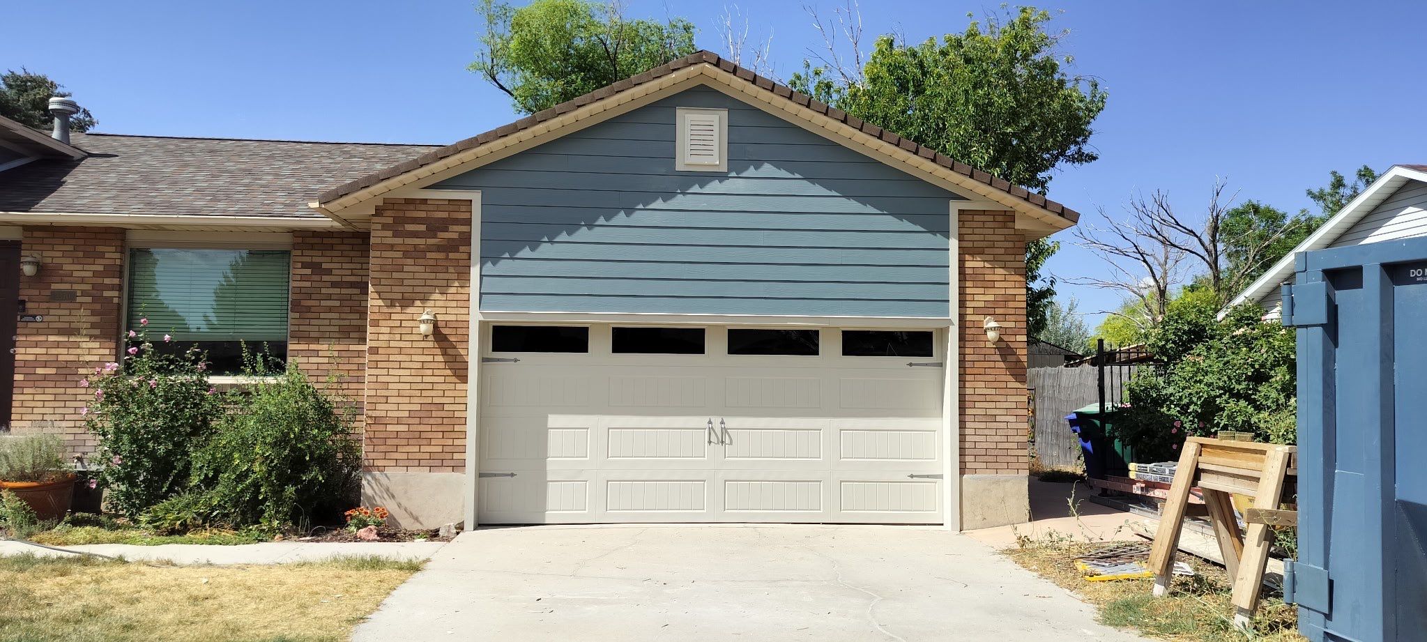 West Jordan | Hardie Lap Siding w/ Brick Accent | Boothbay Blue & Cobble Stone by Ideal Siding Utah