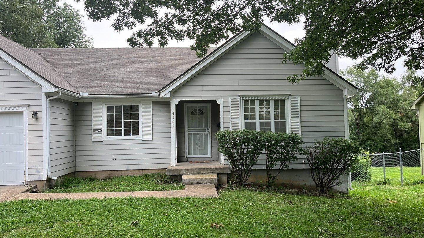 Siding Installation using Market Square by EEC  Windows, Siding & Roofing 