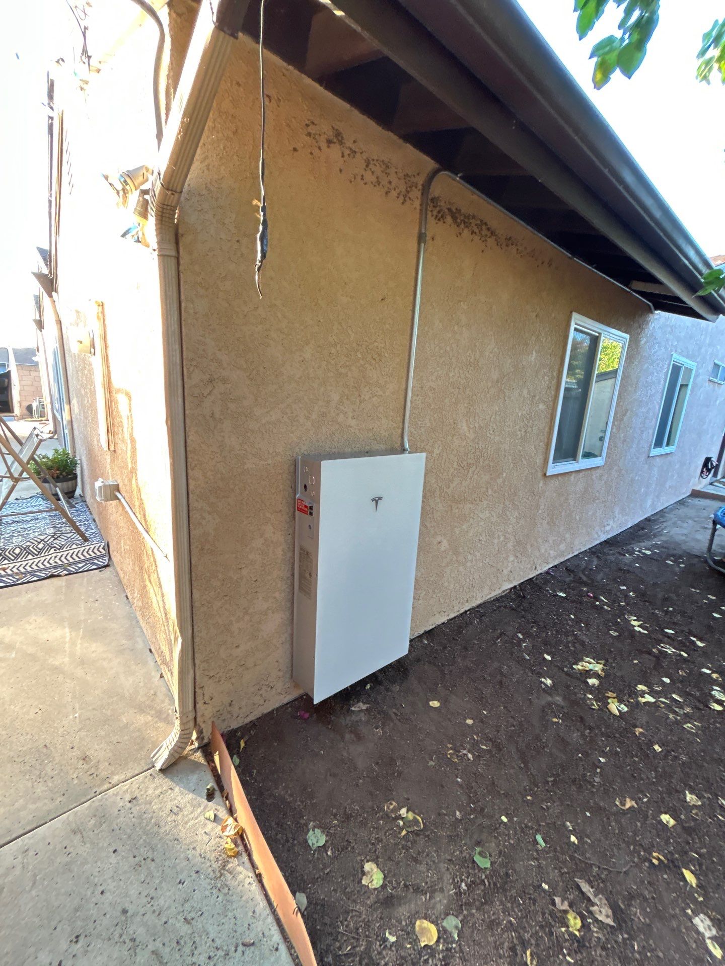 Tesla Powerwall 3 and 20-Panel Solar Installation in Simi Valley by AWS Solar