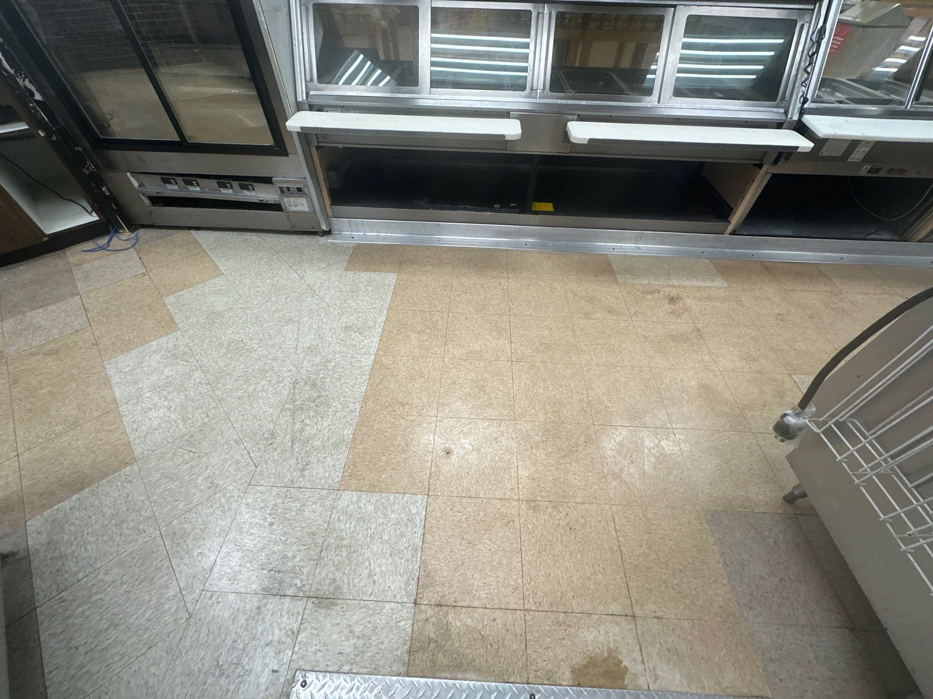 Fresco y Más Food Prep Area by Seamless Surfaces