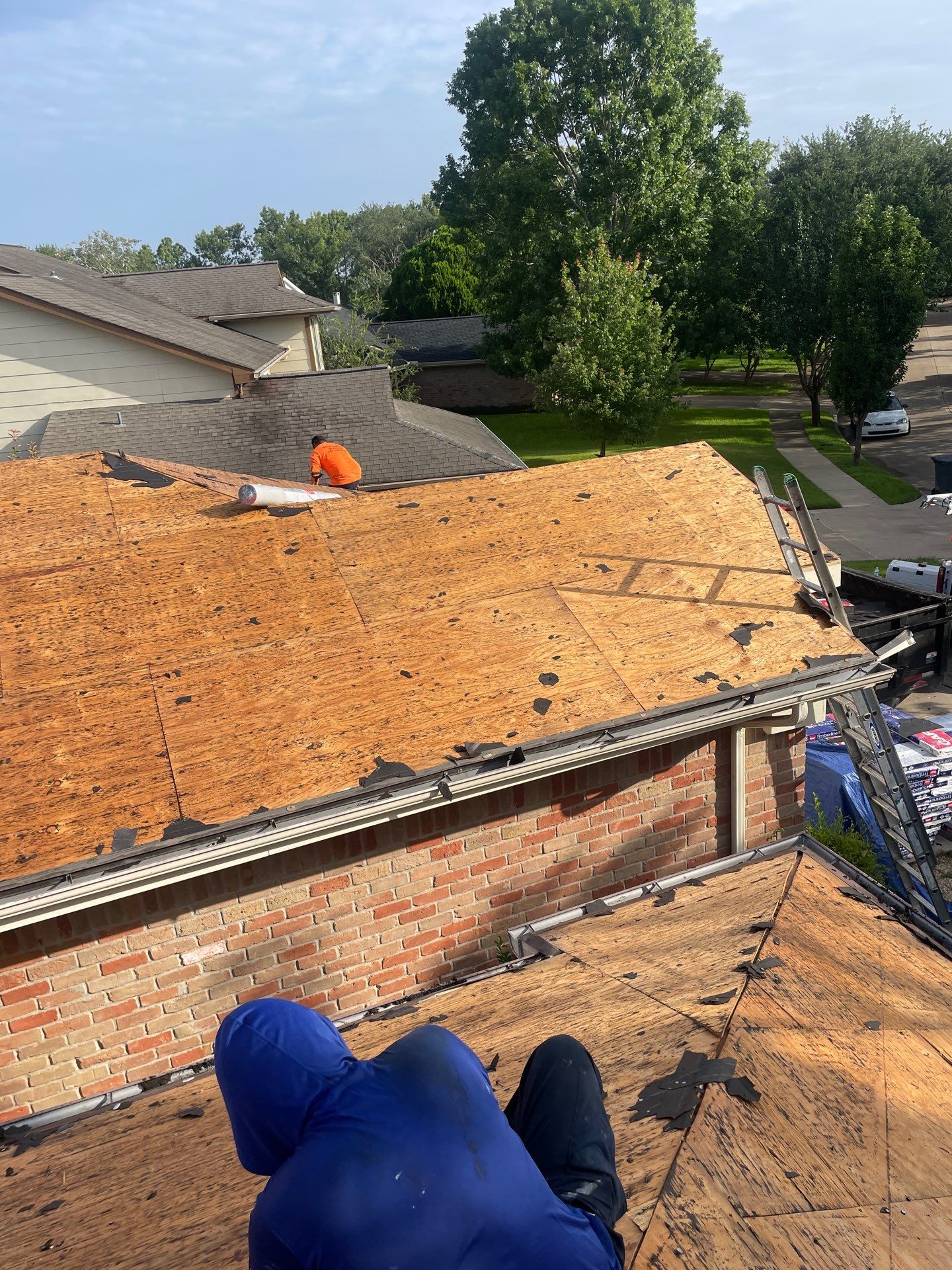 Roof Replacement Sugarland by Roof Repair Company