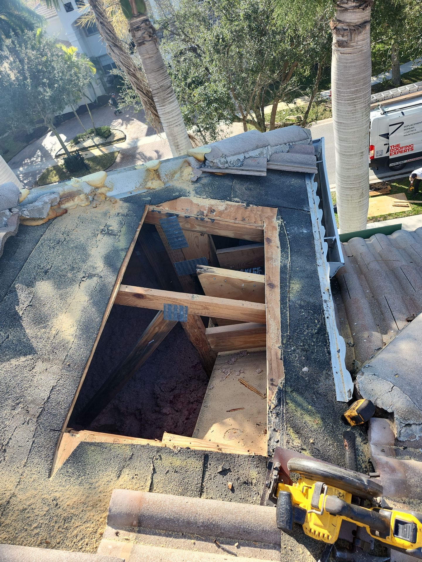 Tile Roof Repair in Boynton Beach – Fast, Transparent, and High-Quality Service by Aastro Roofing