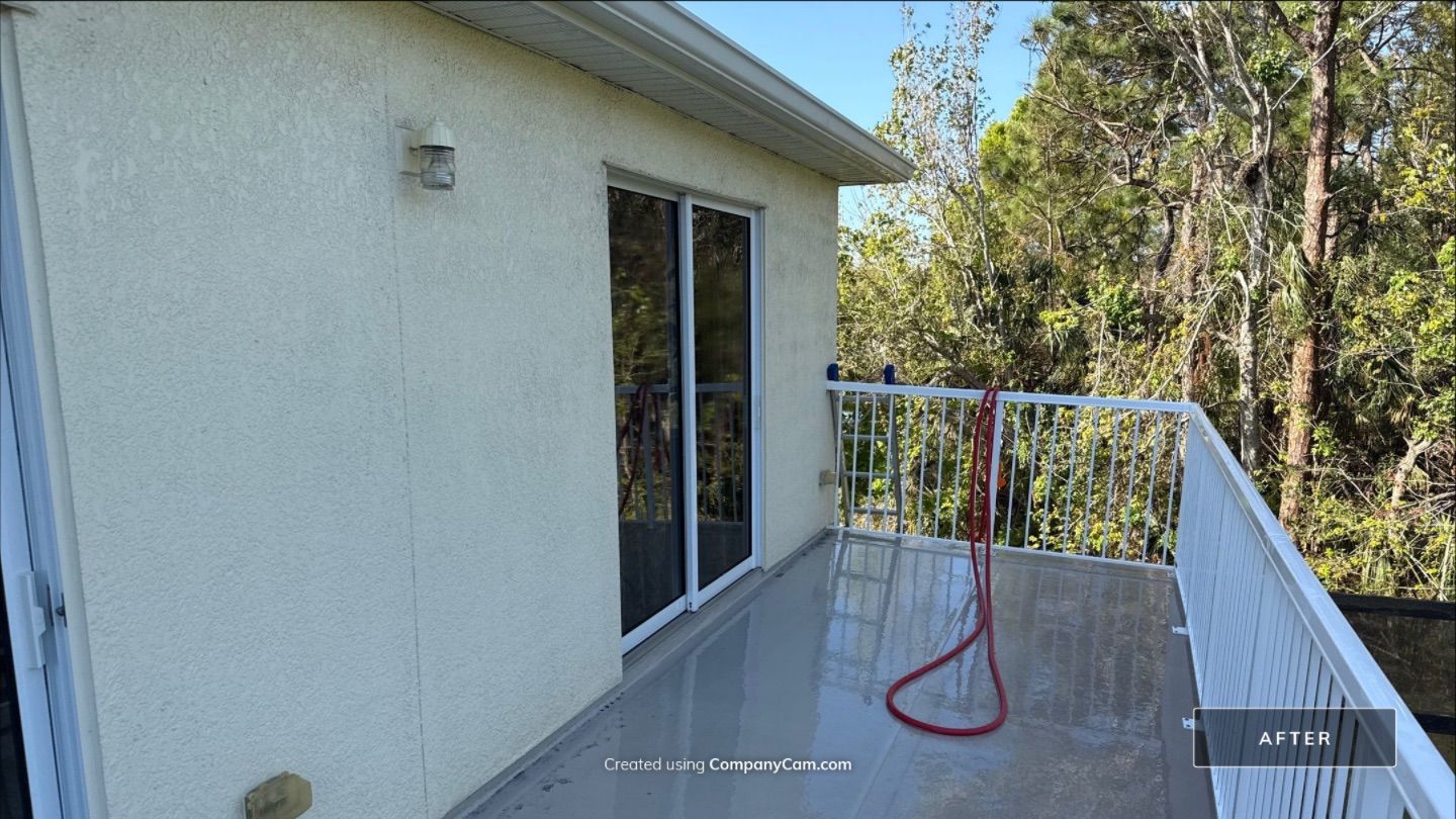 Barrington Ridge 2-Story House & Driveway Cleaning – Before & After Transformation! by Sunshine AquaWash