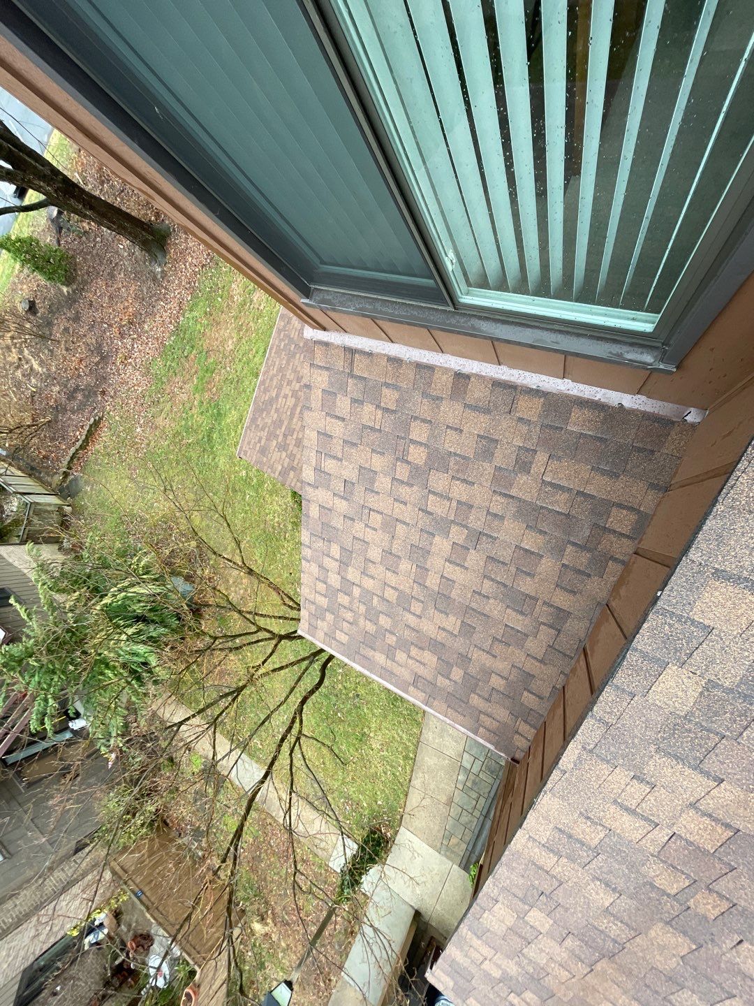 Reston CertainTeed Landmark Resawn Shake New Roof Installation & Siding/Trim Repairs by RM Banning, Inc.