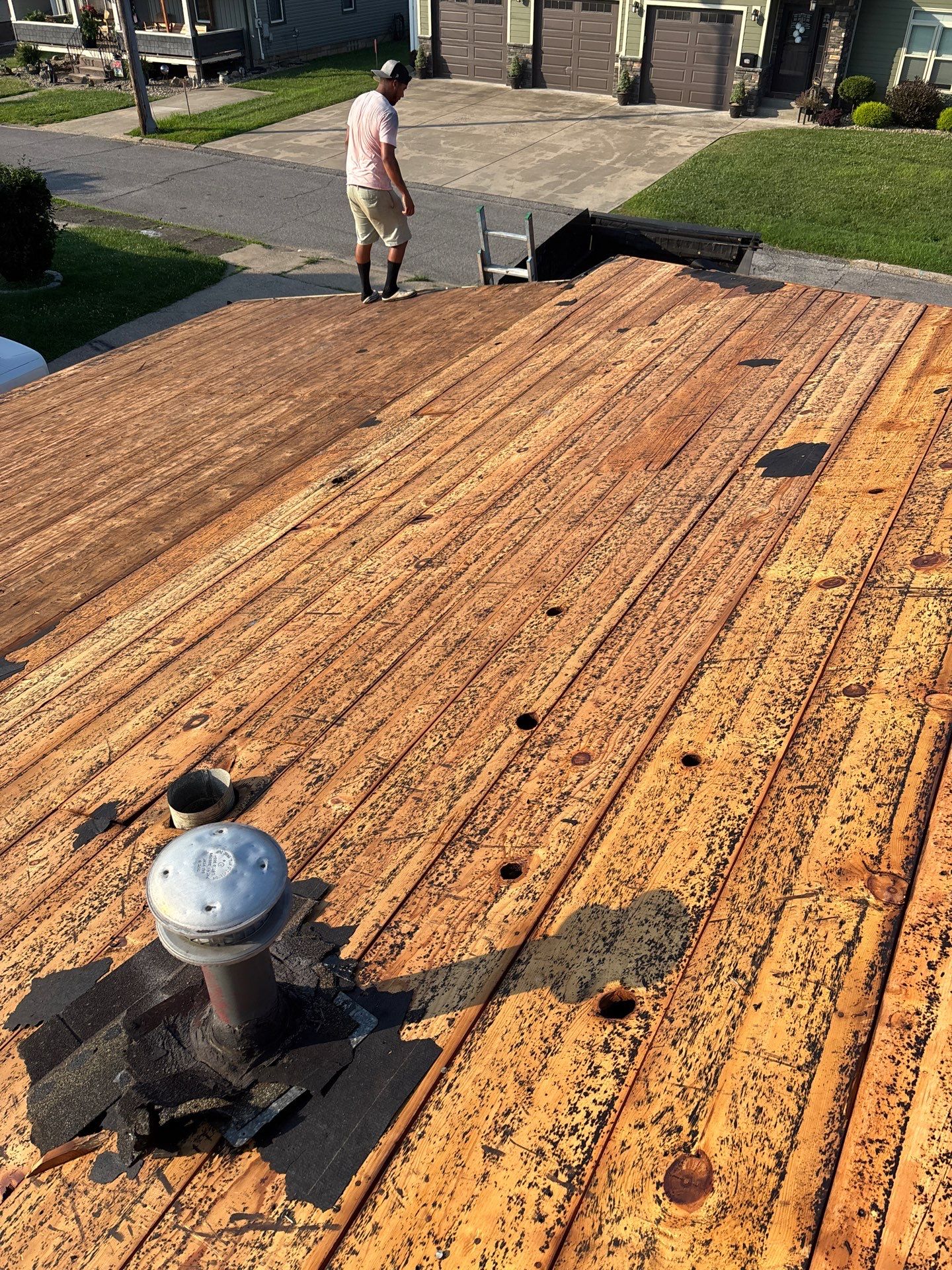 Residential Roofing Installation using GAF Timberline HDZ Barkwood by Rainstoppers Roofing