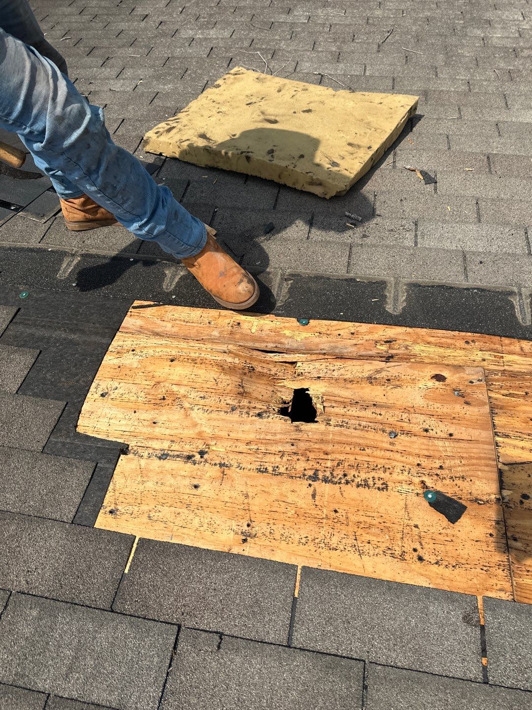 Hail Damage using Owen's Corning Duration (Lifetime) Shingles by Roof Repair Company