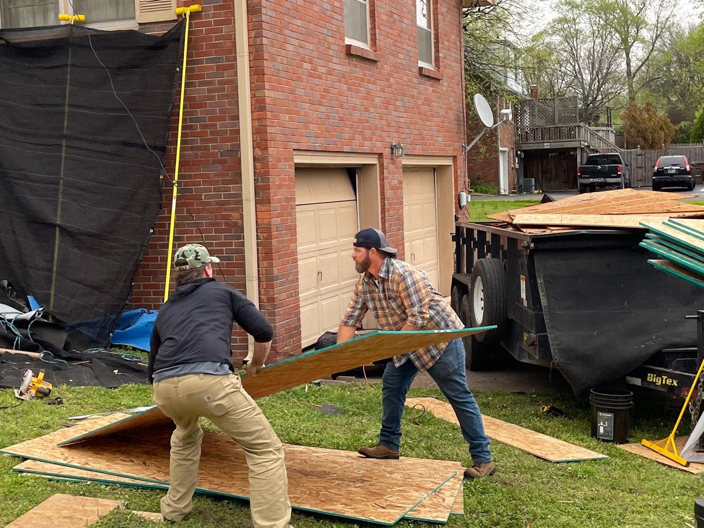 Residential Roofing Installation using GAF HDZ Roofing System  by Undersun Roofing 