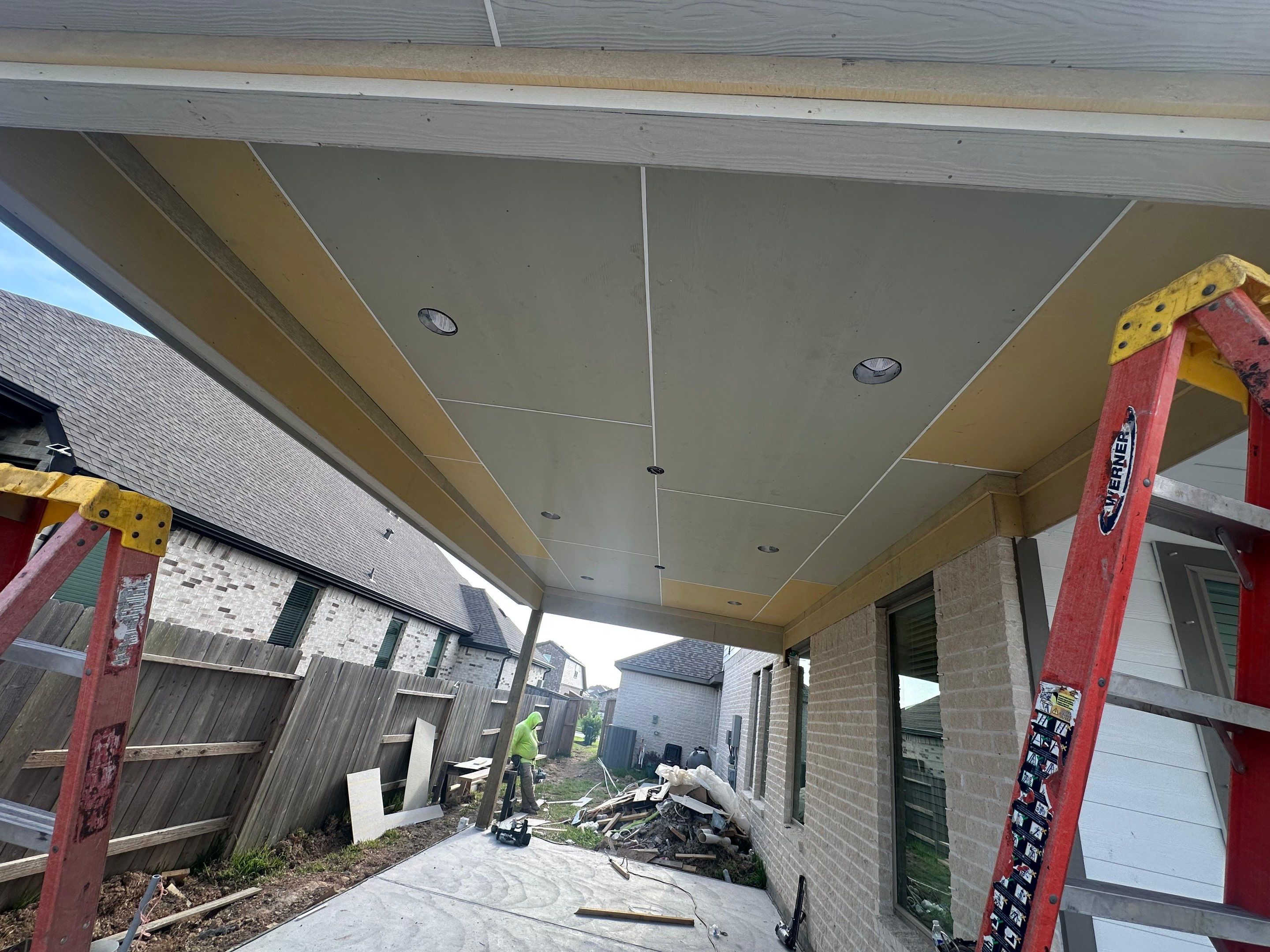 Patio and Summer Kitchen in Texas city by SophAlx LLC