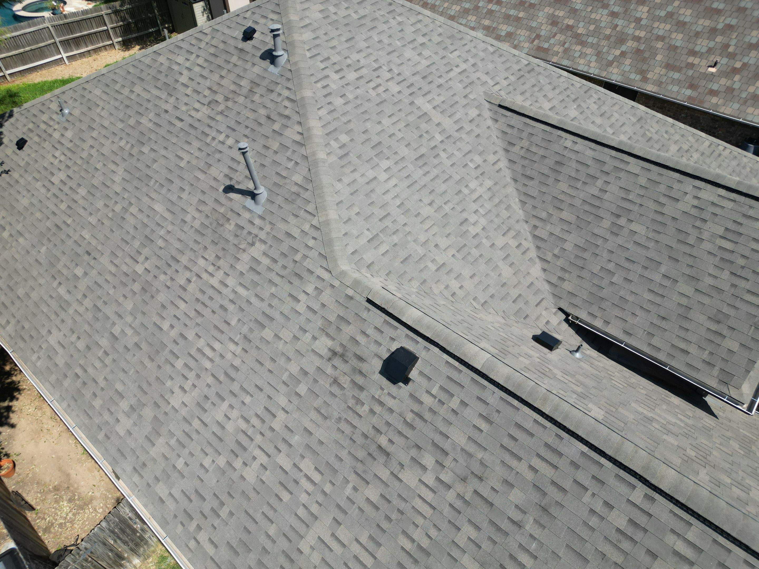 Weathered Wood - Malarkey Highlander by RoofsOnly.com