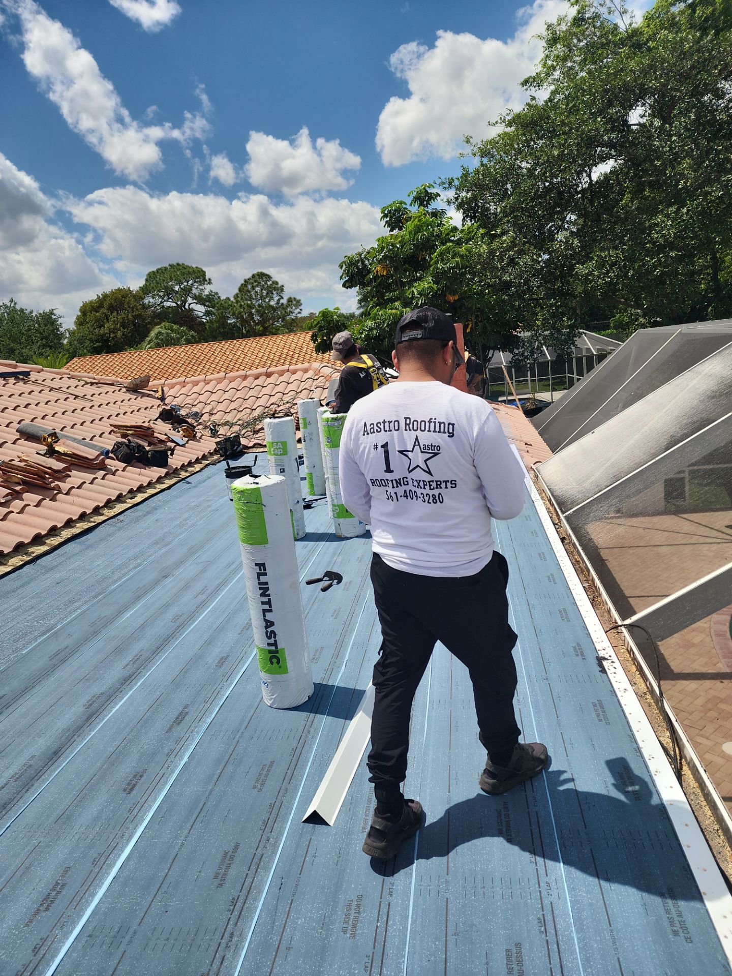 Flat Roof Replacement in Boca Raton – Quality, Integrity, and Expert Craftsmanship by Aastro Roofing