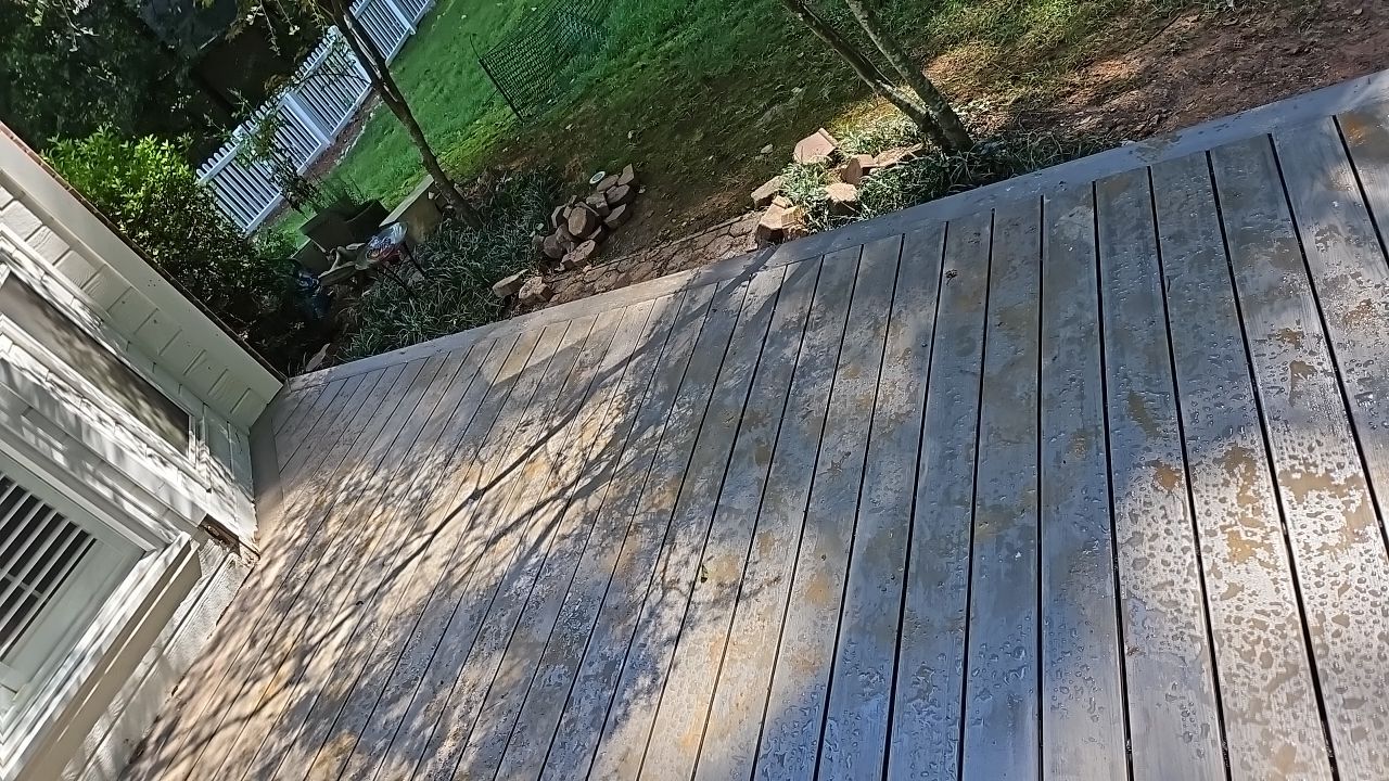 Jameswood Lane - Composite Deck Build by Pillar and Pine