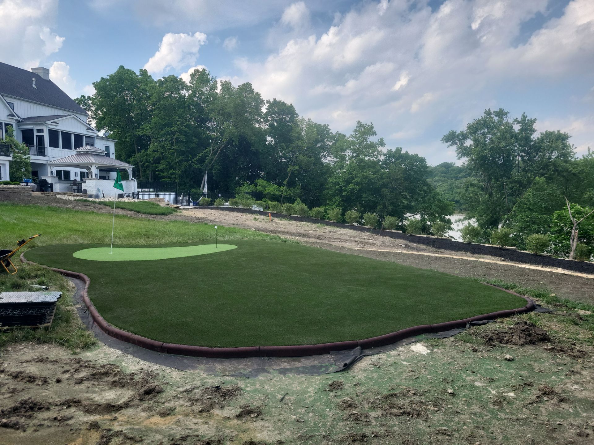 Green & Play area in Dublin, OH by Southwest Greens Midwest