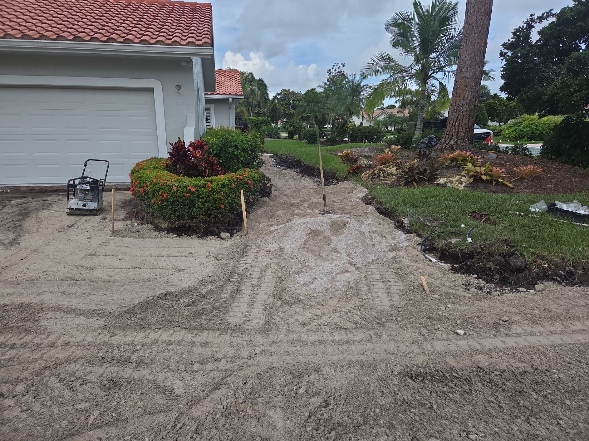 🌴 “Harbour Ridge Haven – A Tropical Revival by Alpha Zeta Landscapes” by Alpha Zeta Enterprises Inc