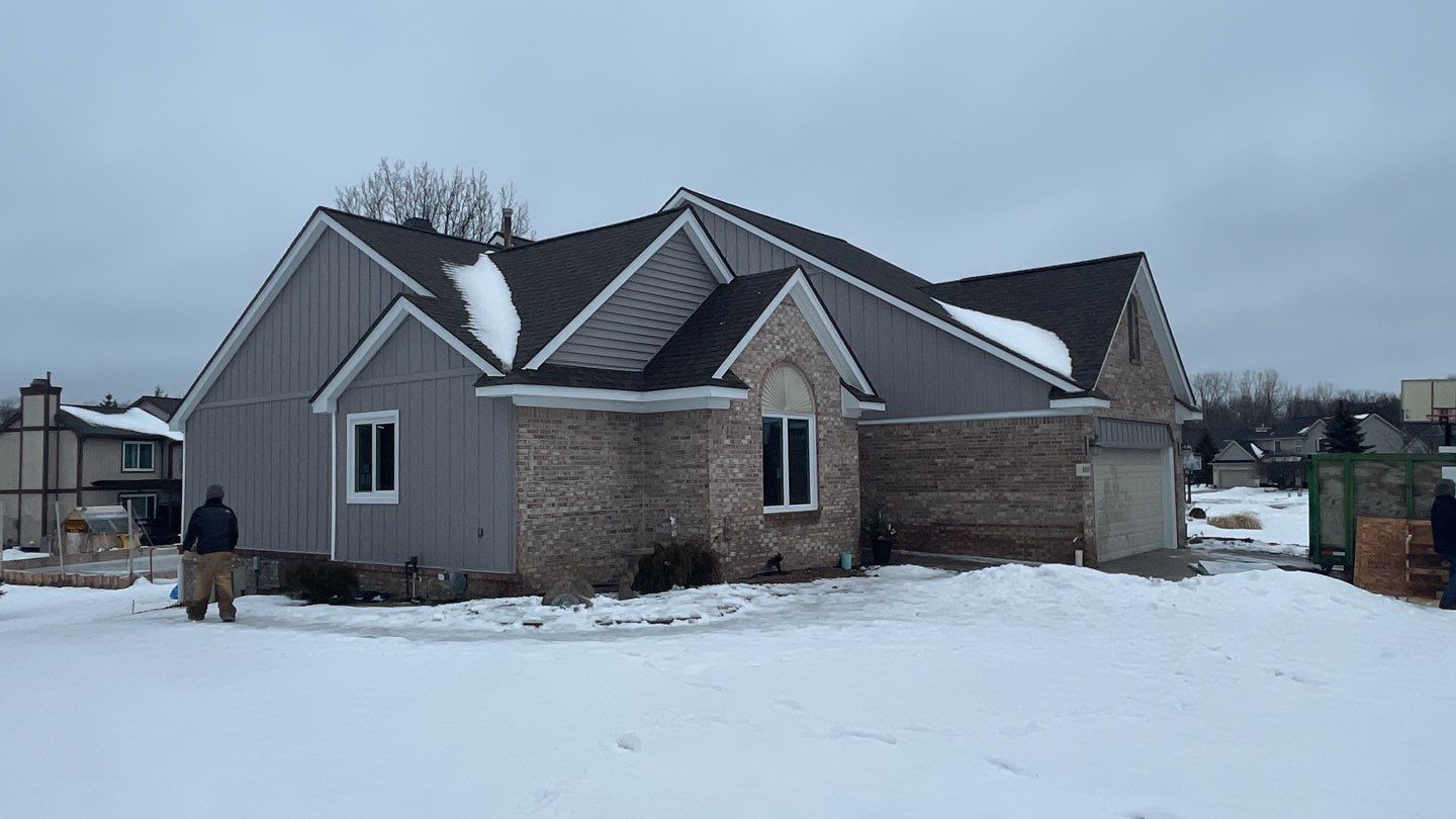 CertainTeed Cedarboards B&B + Alside UltraMax Windows Triple Pane by 180 Contractors
