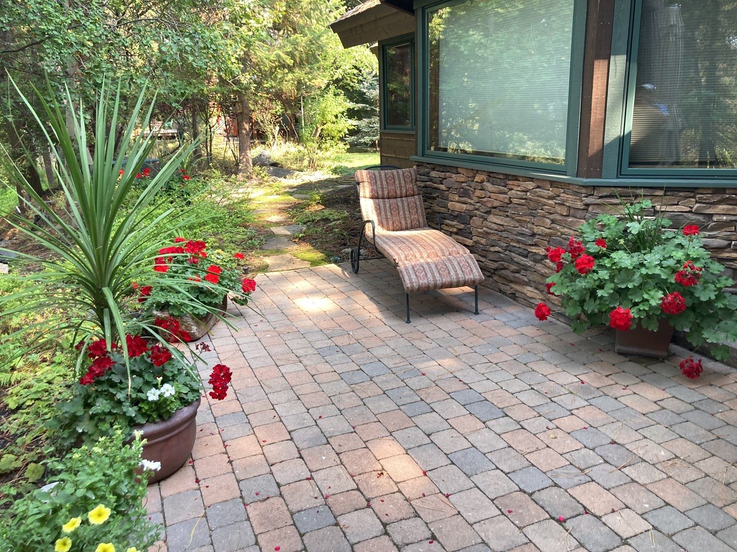 Two story new build gets a CertainTeed Landmark roof in Shenandoah  by ID Roofing LLC