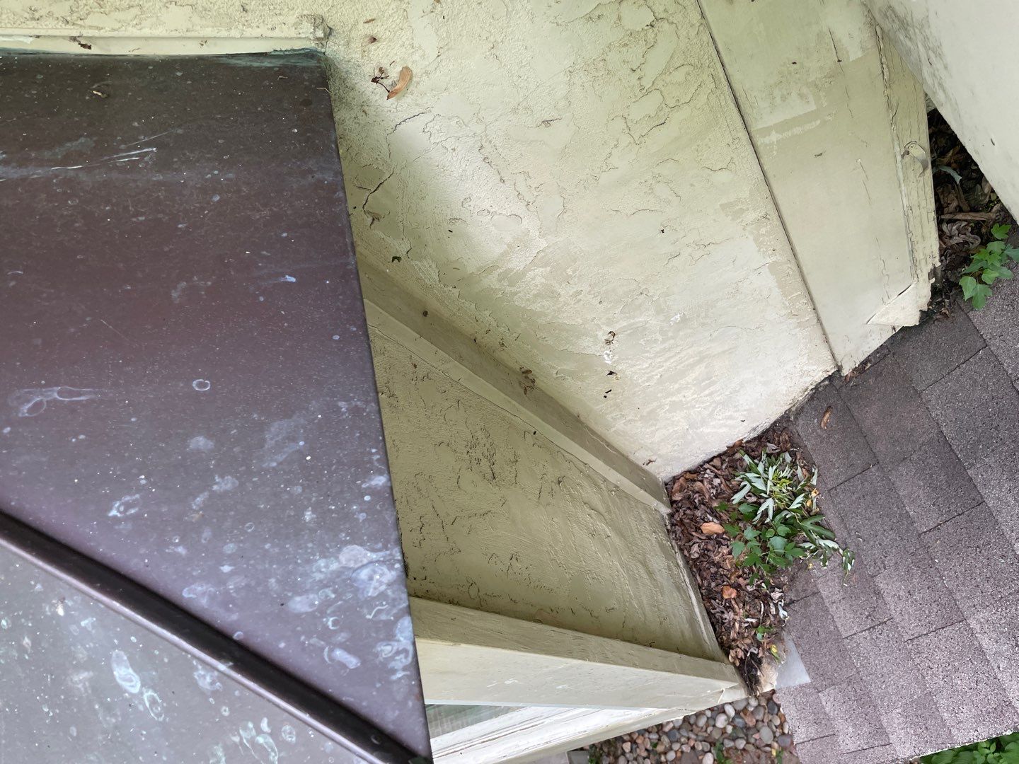 Complete Home Makeover  by EEC  Windows, Siding & Roofing 