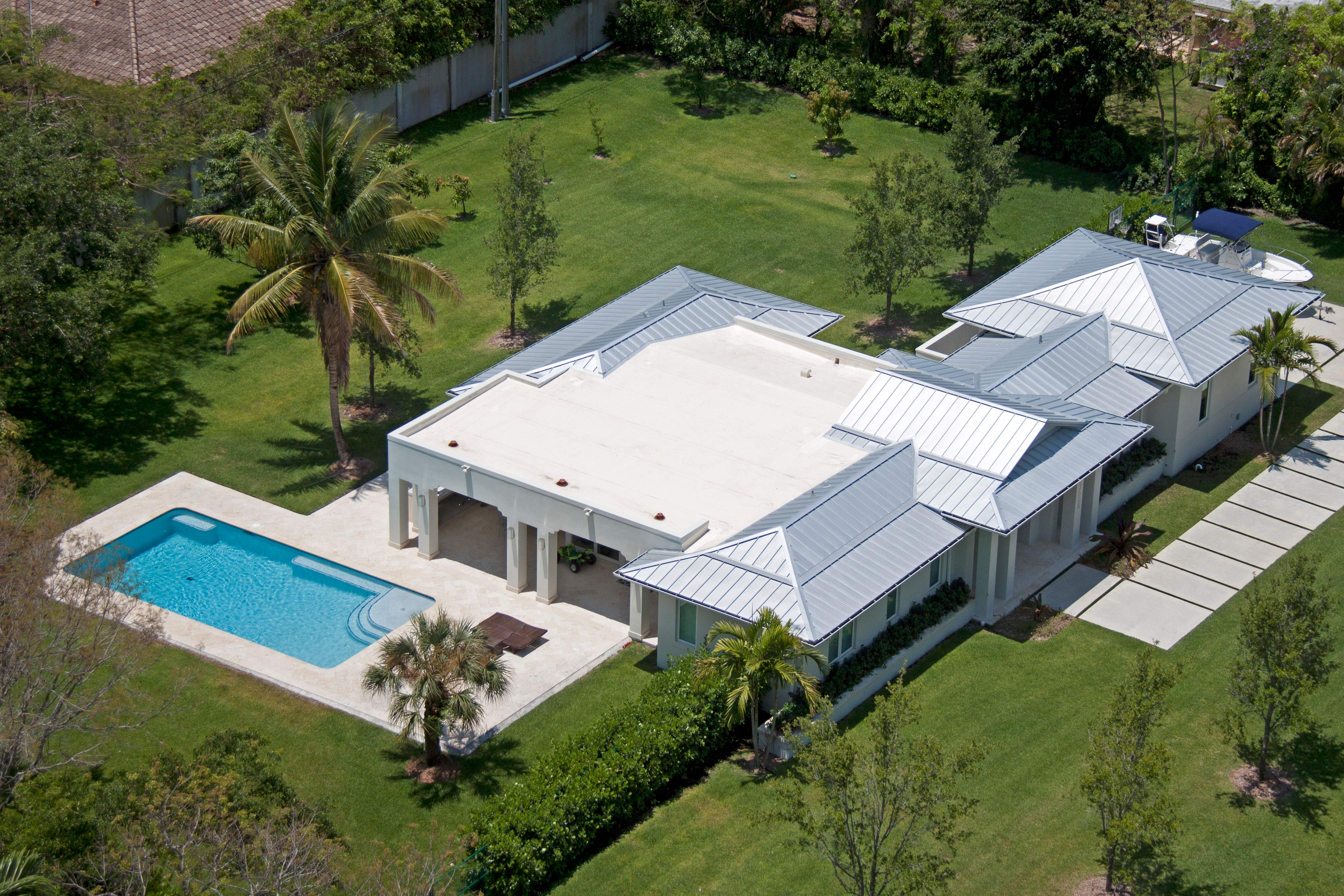 Metal Roof - Galvalume - Mill Finish by Istueta Roofing