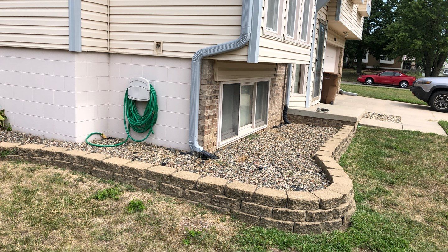 Hail Damage Re-roof in Omaha, NE by White Castle Roofing