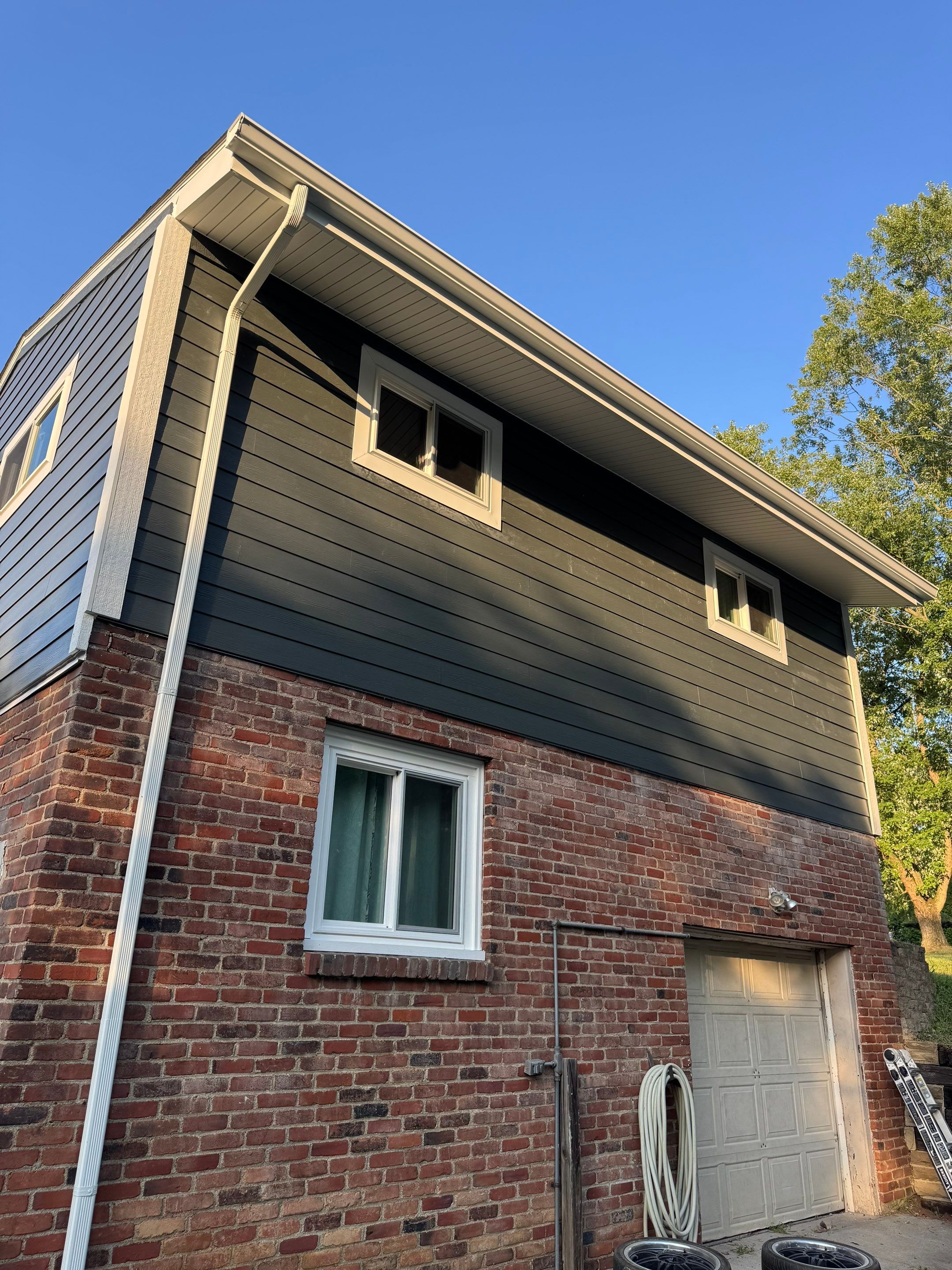 Hardie Siding and Window Project in Bridgeville by Cousins Roofing Siding & Decks