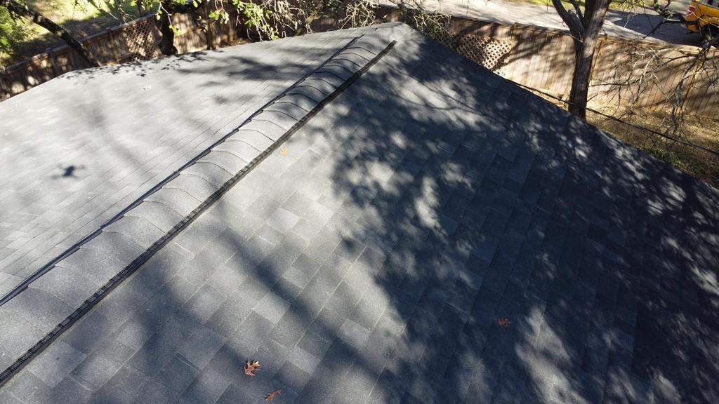 Onyx Black - Owens Corning TruDefinition Oakridge by RoofsOnly.com