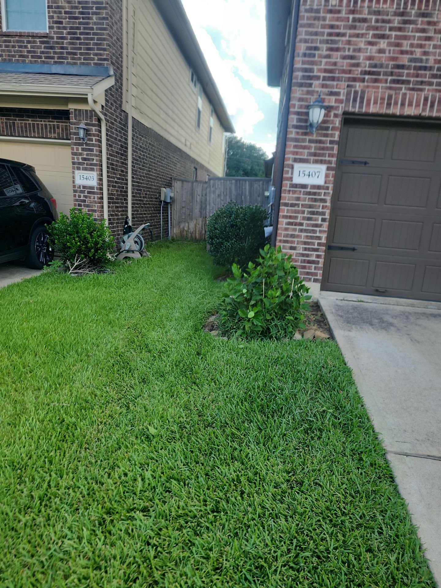 Residential Roofing Installation using Owen's Corning Duration (Lifetime) Shingles by Roof Repair Company